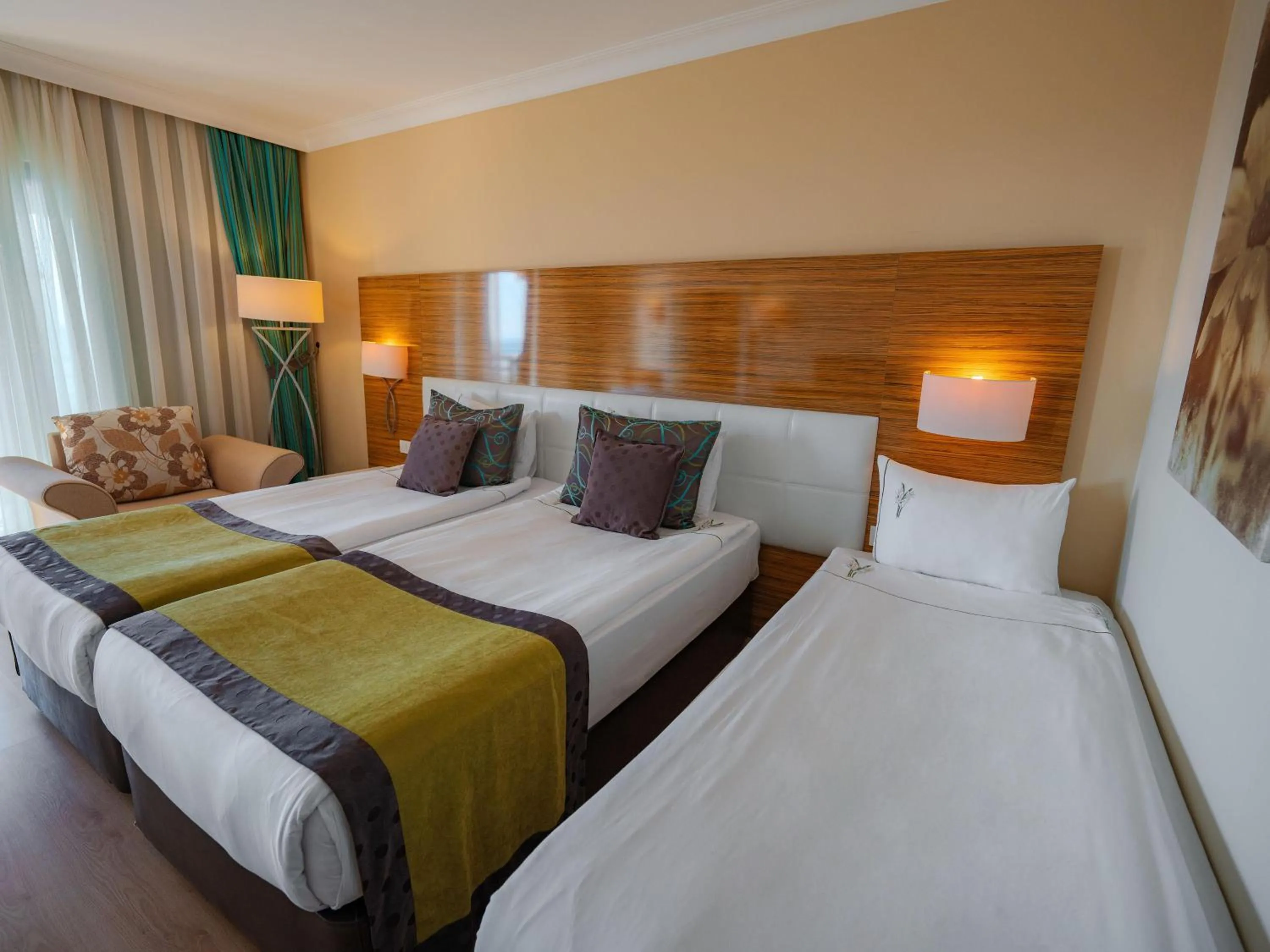 Photo of the whole room, Bed in Asteria Family Resort Belek