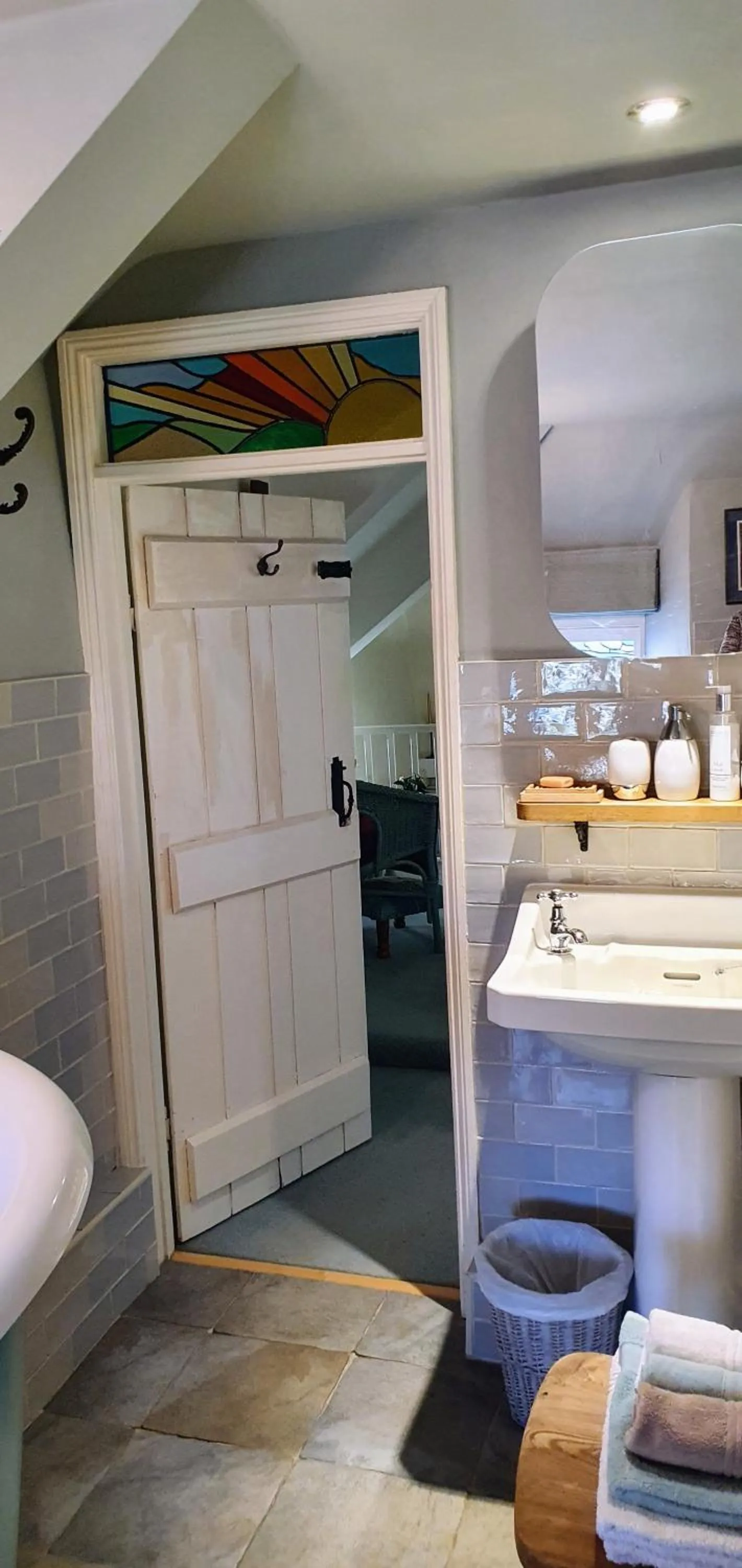 Bathroom in Tracebridge Cottage B&B