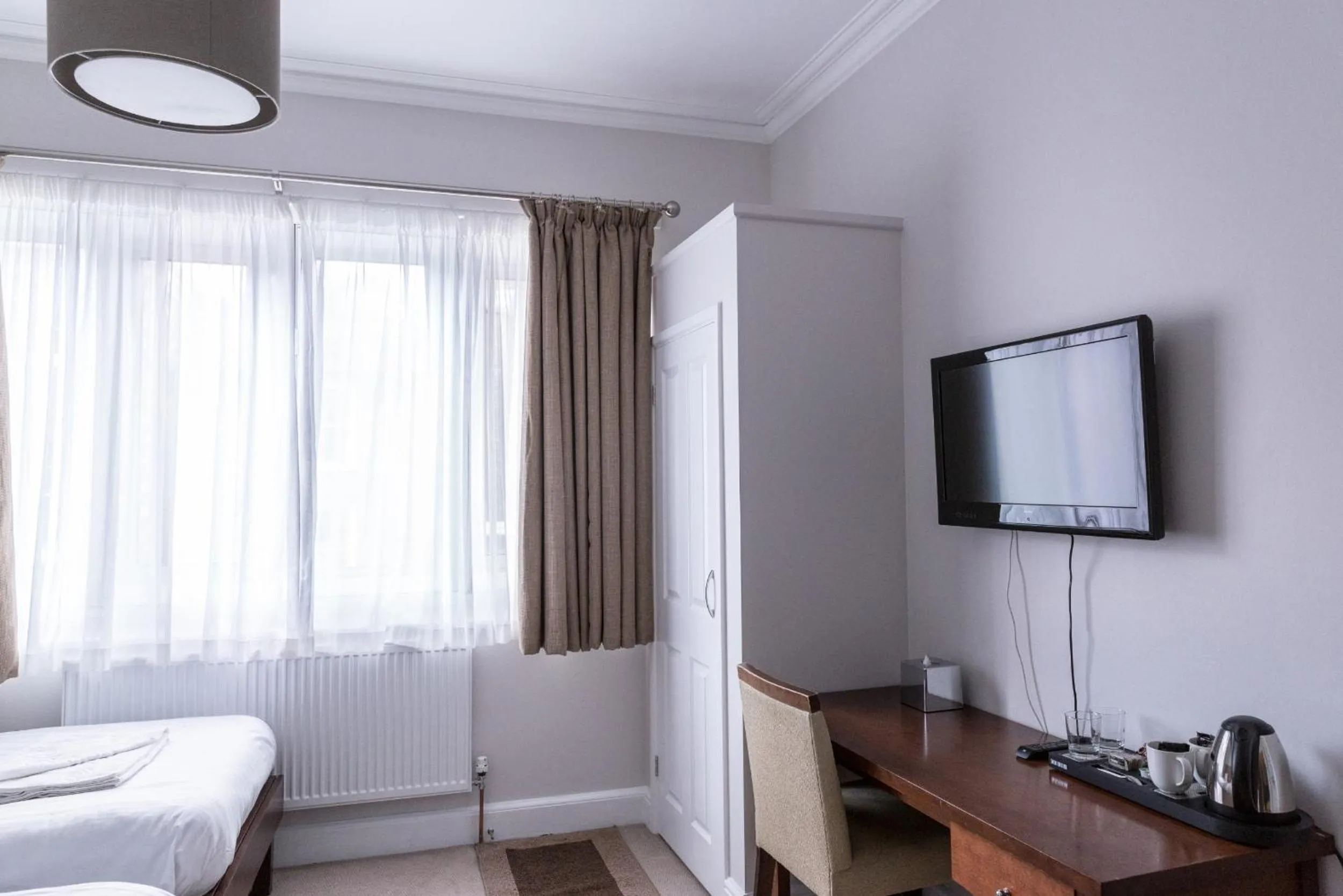 TV and multimedia, Bed in Qudos