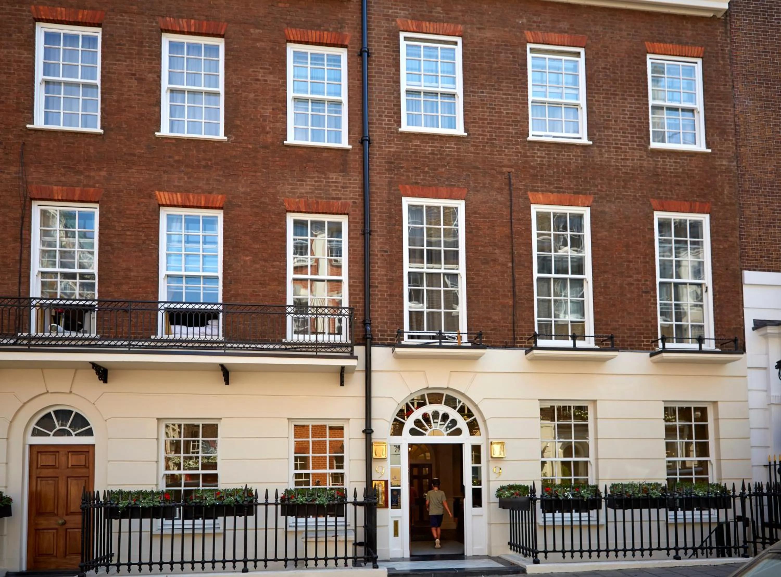 Facade/entrance in 9 Hertford Street - 4 Stars VisitEngland