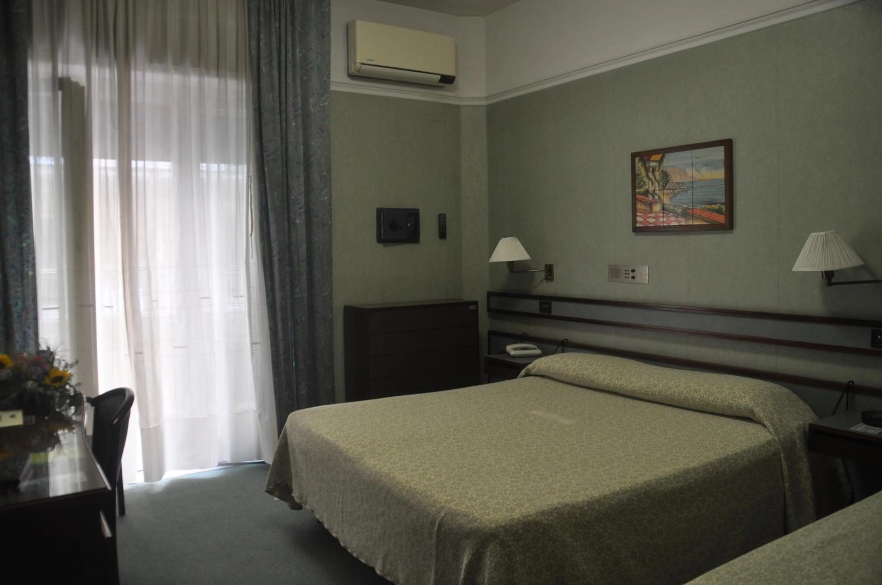 Photo of the whole room, Bed in Albergo Fiorenza