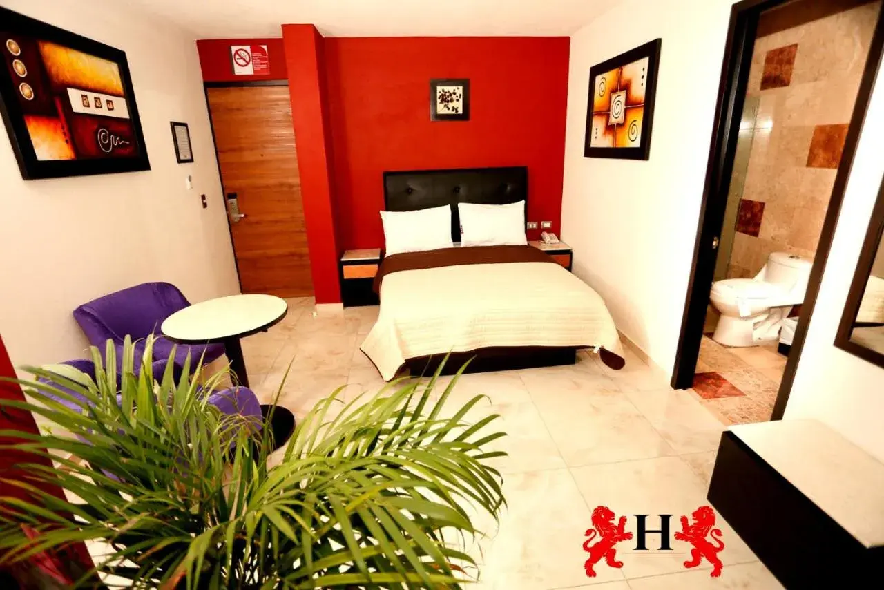 Standard Room - single occupancy in Hotel Leones Standard Room - single occupancy in Hotel Leones