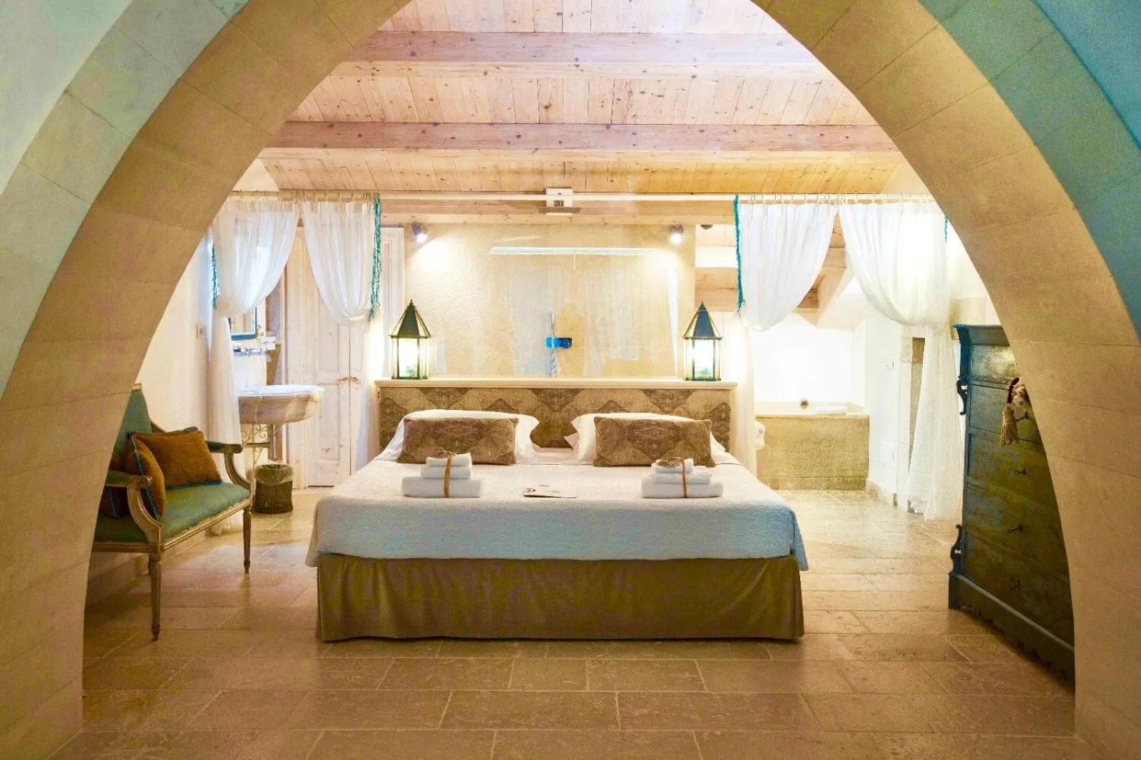 Photo of the whole room, Bed in Musciara Siracusa Resort