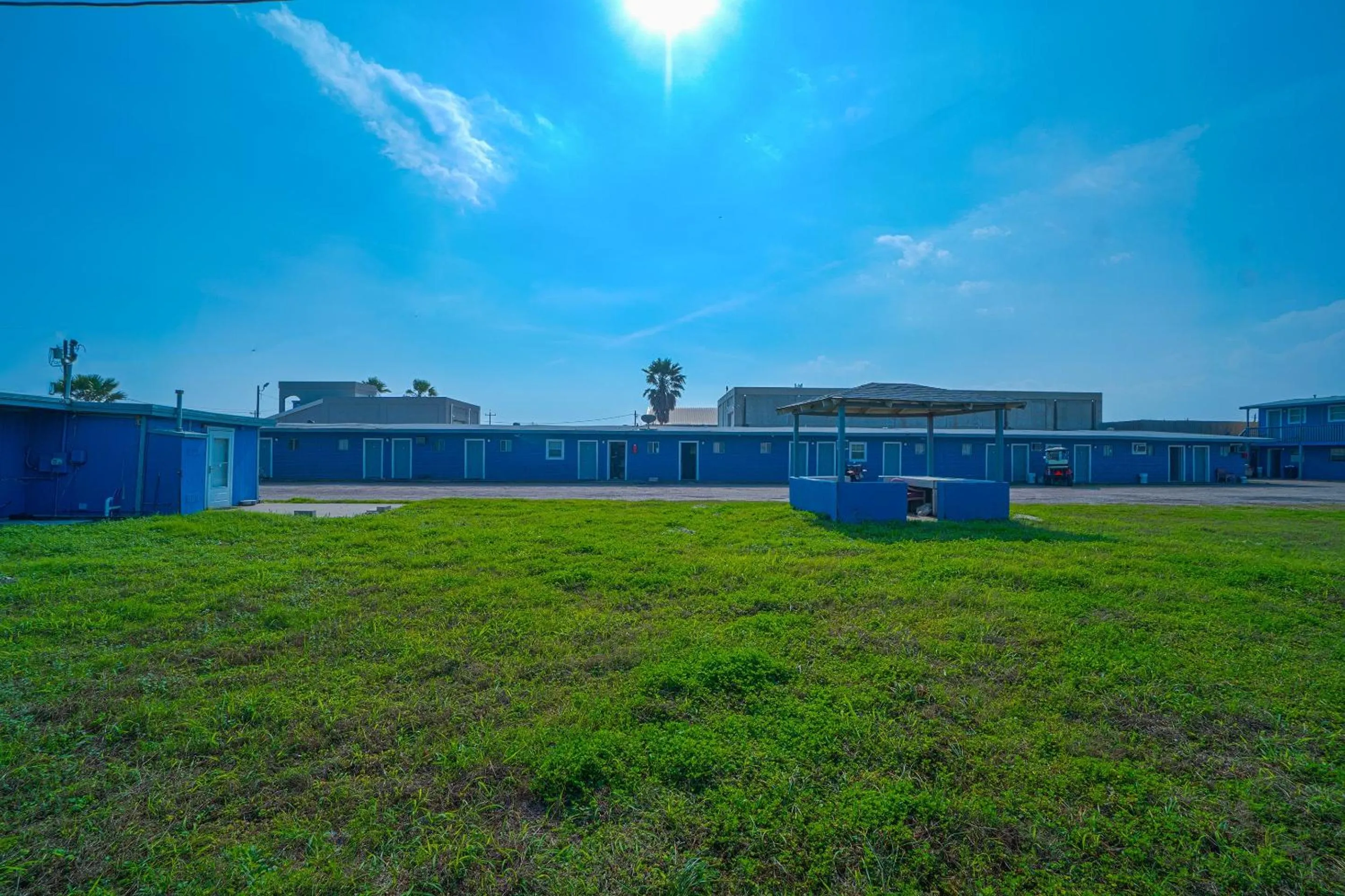 Facade/entrance in Monterrey Motel Padre Island, Corpus Christi BY OYO