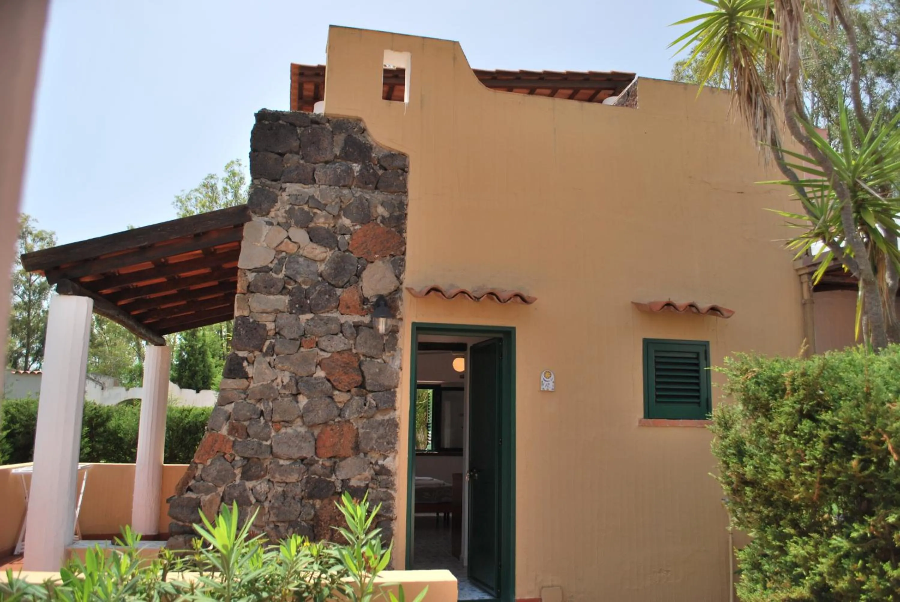 Studio with Garden View - single occupancy in Vulcano Blu Residence