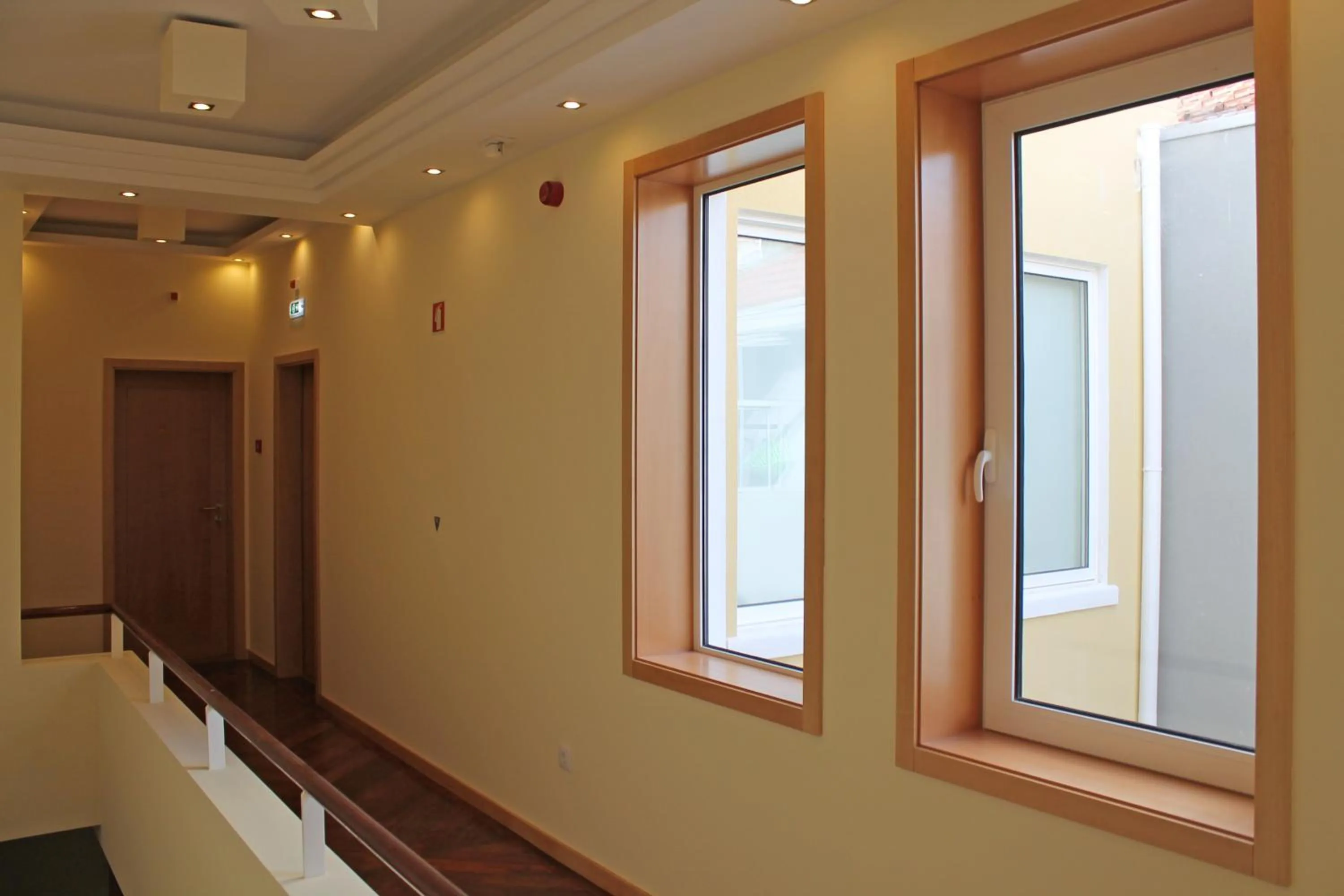 Property building in Monte Carlo Love Porto