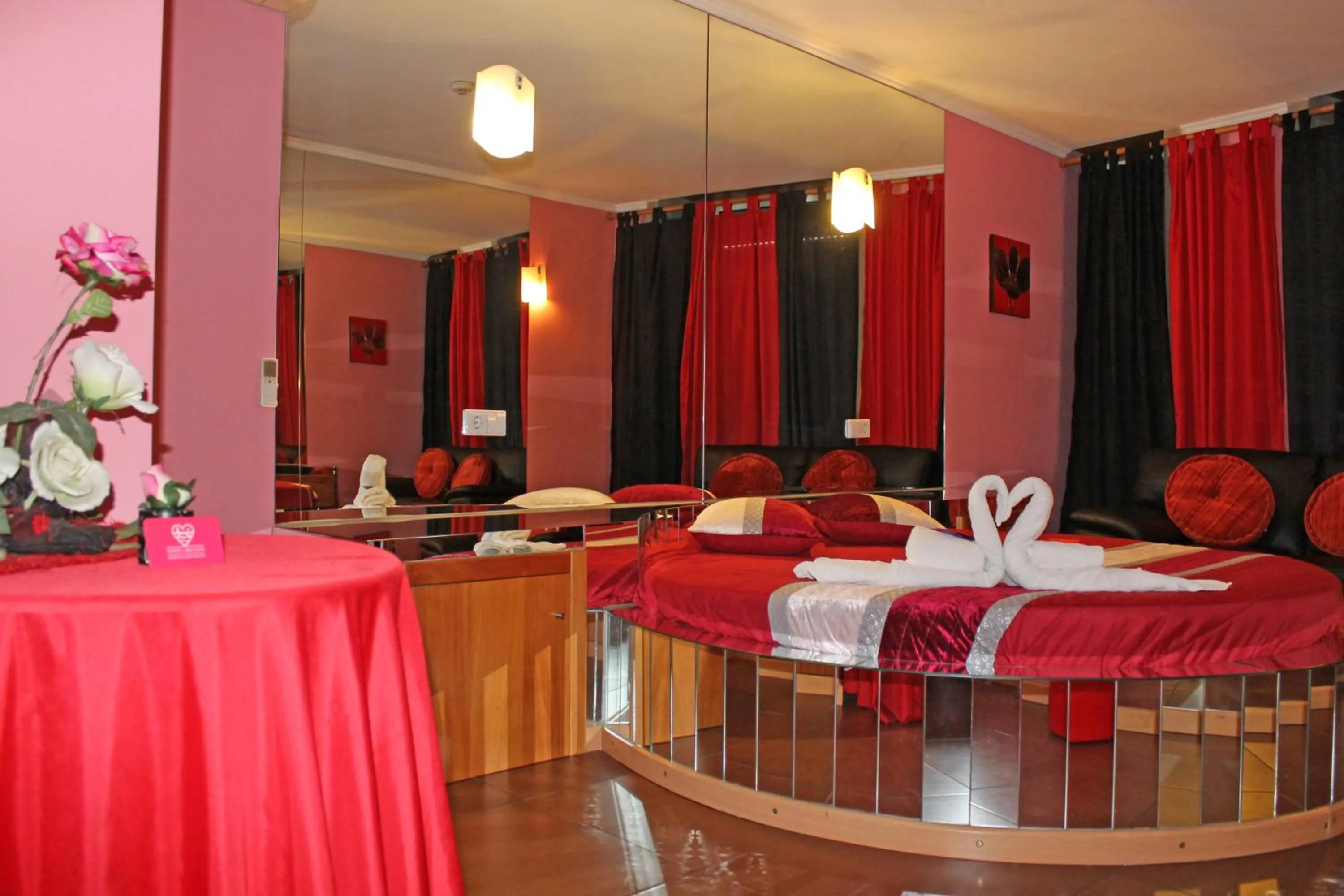 Bedroom in Monte Carlo Love Porto