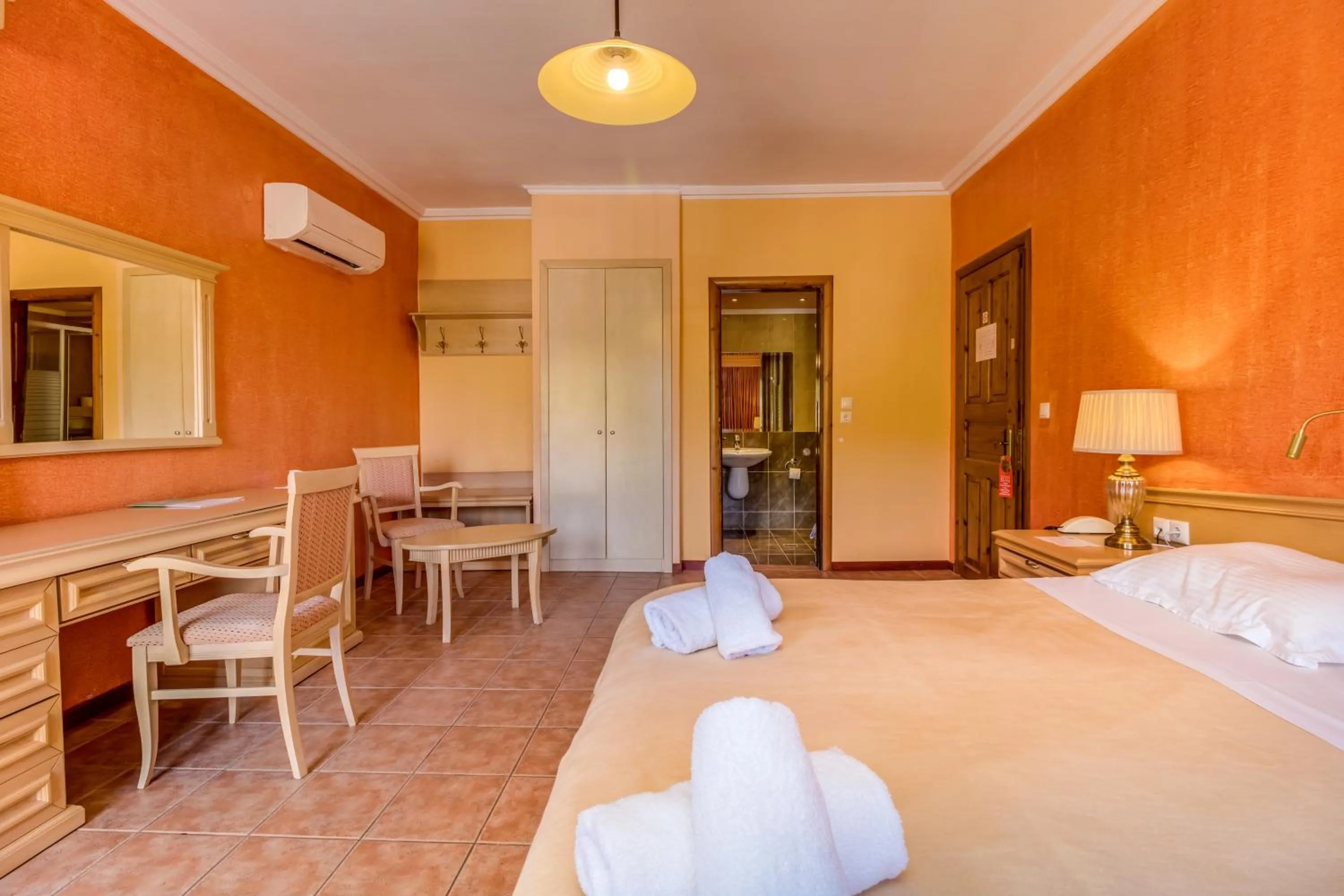 Photo of the whole room, Bed in Hotel Pegasus-Adult Friendly