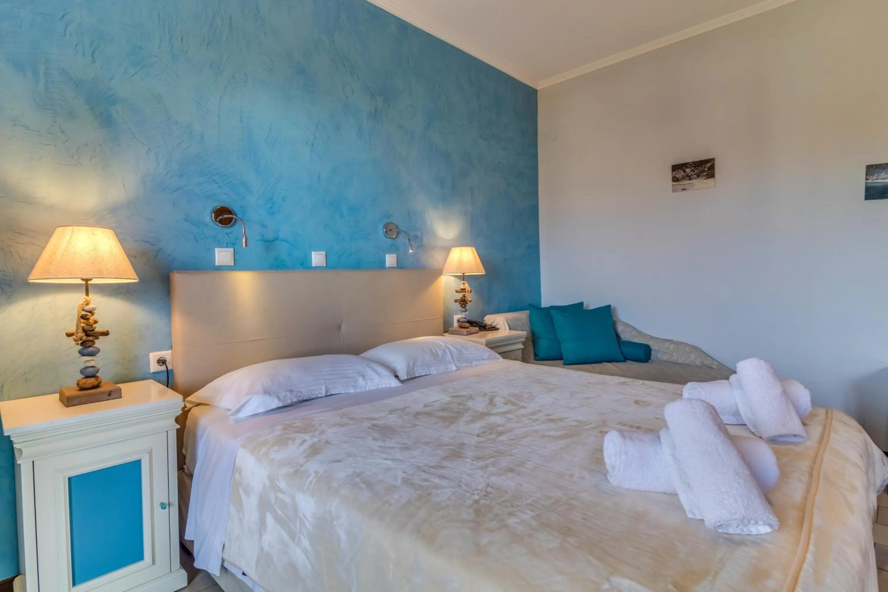 Bedroom, Bed in Hotel Pegasus-Adult Friendly