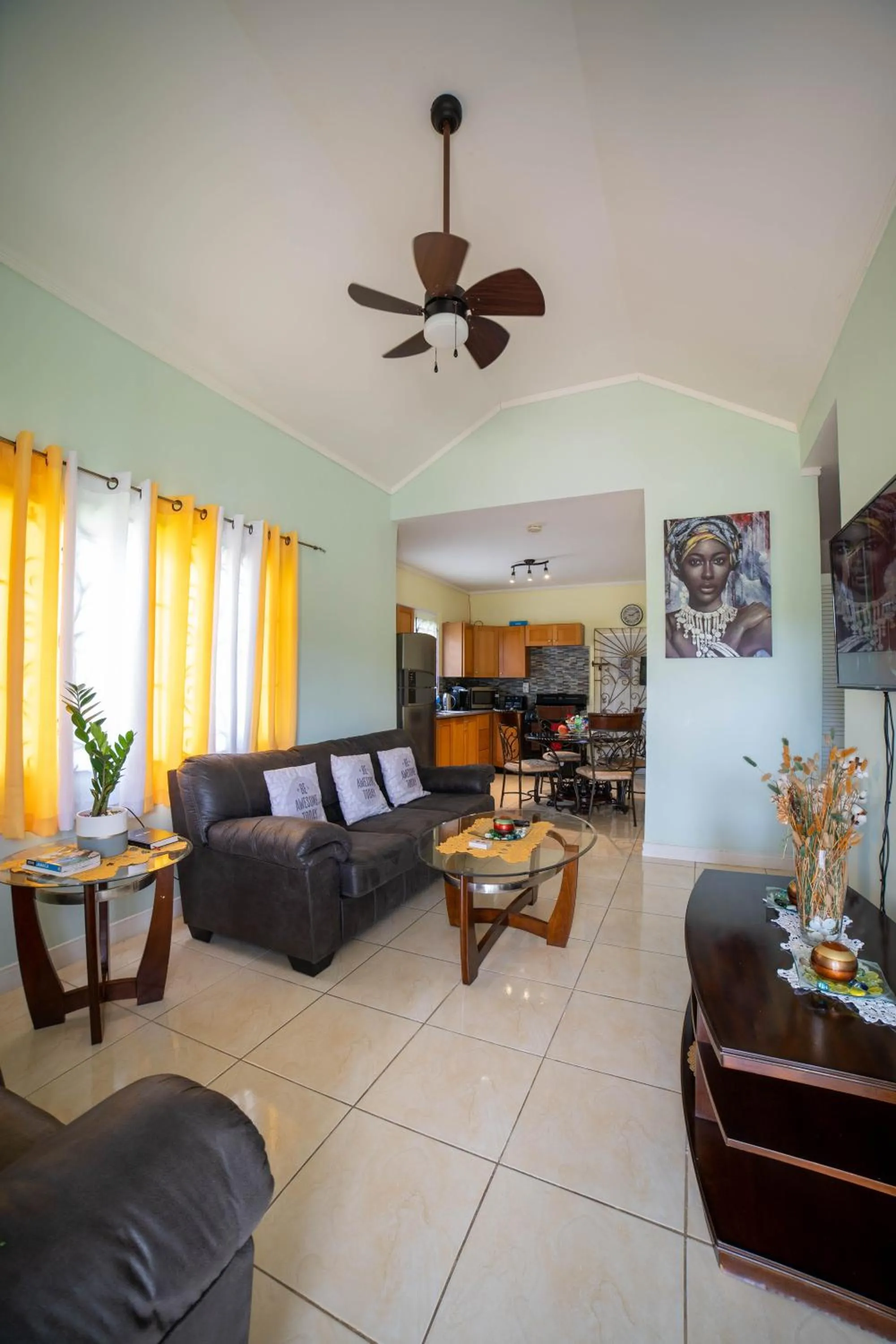 Communal lounge/ TV room in Nickels Garden Villas