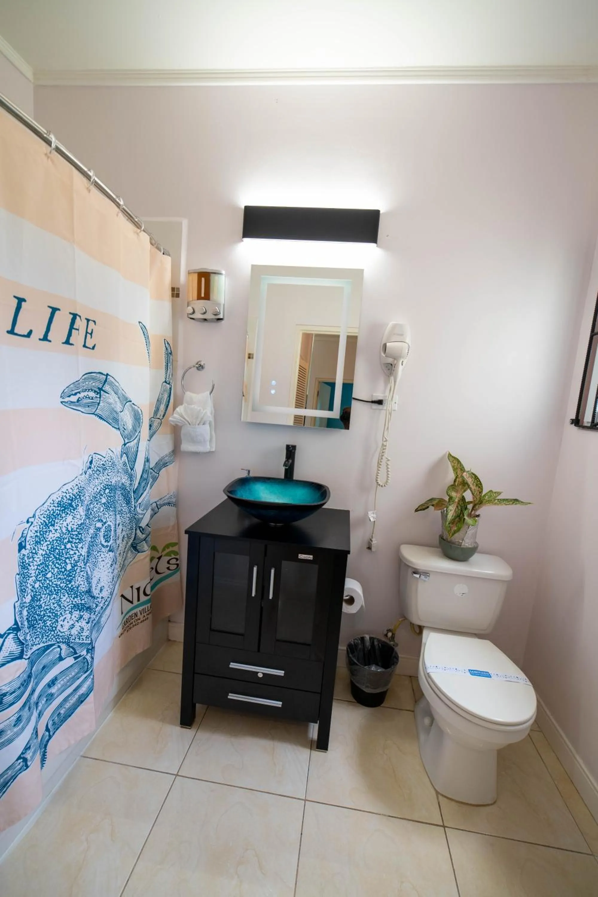 Shower in Nickels Garden Villas