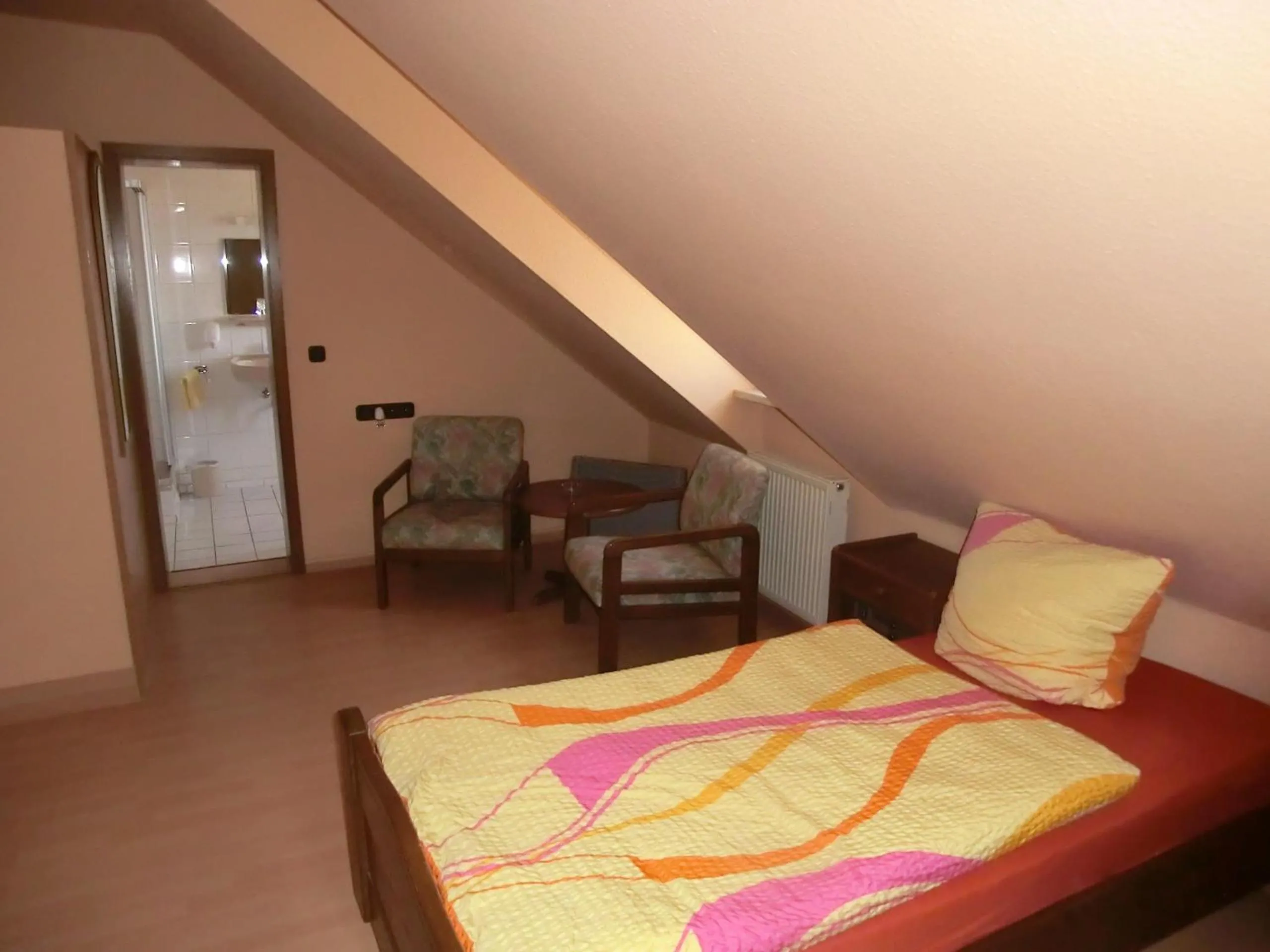 Bedroom, Bed in Hotel Glindenberger Hof