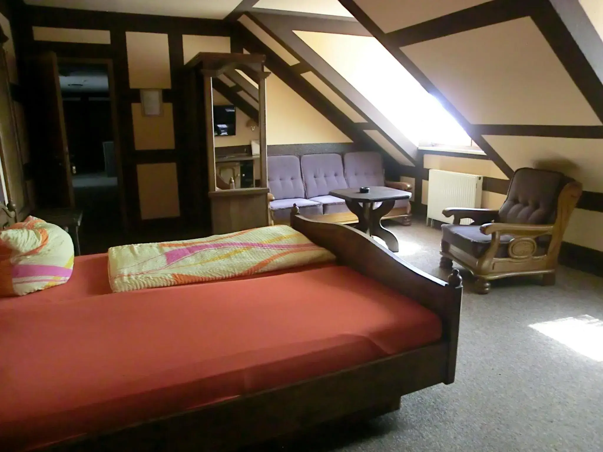 Junior Suite - single occupancy - Smoking in Hotel Glindenberger Hof Junior Suite - single occupancy - Smoking in Hotel Glindenberger Hof