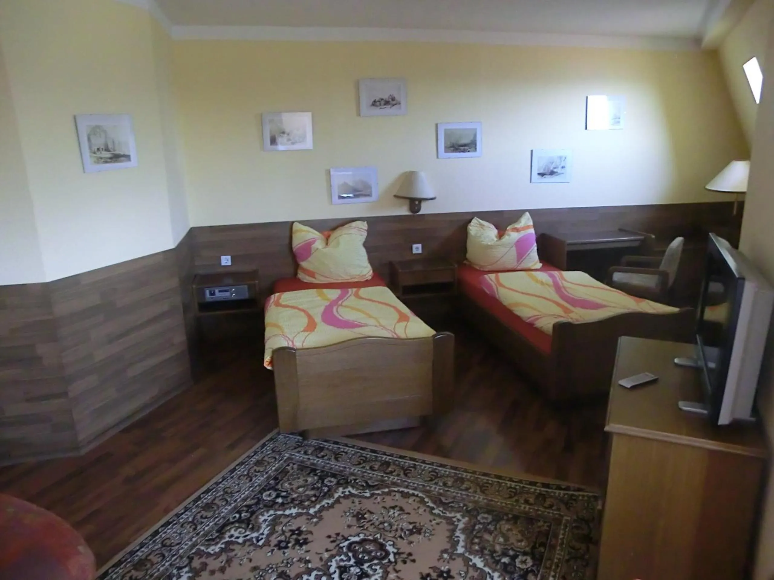 Bedroom, Bed in Hotel Glindenberger Hof