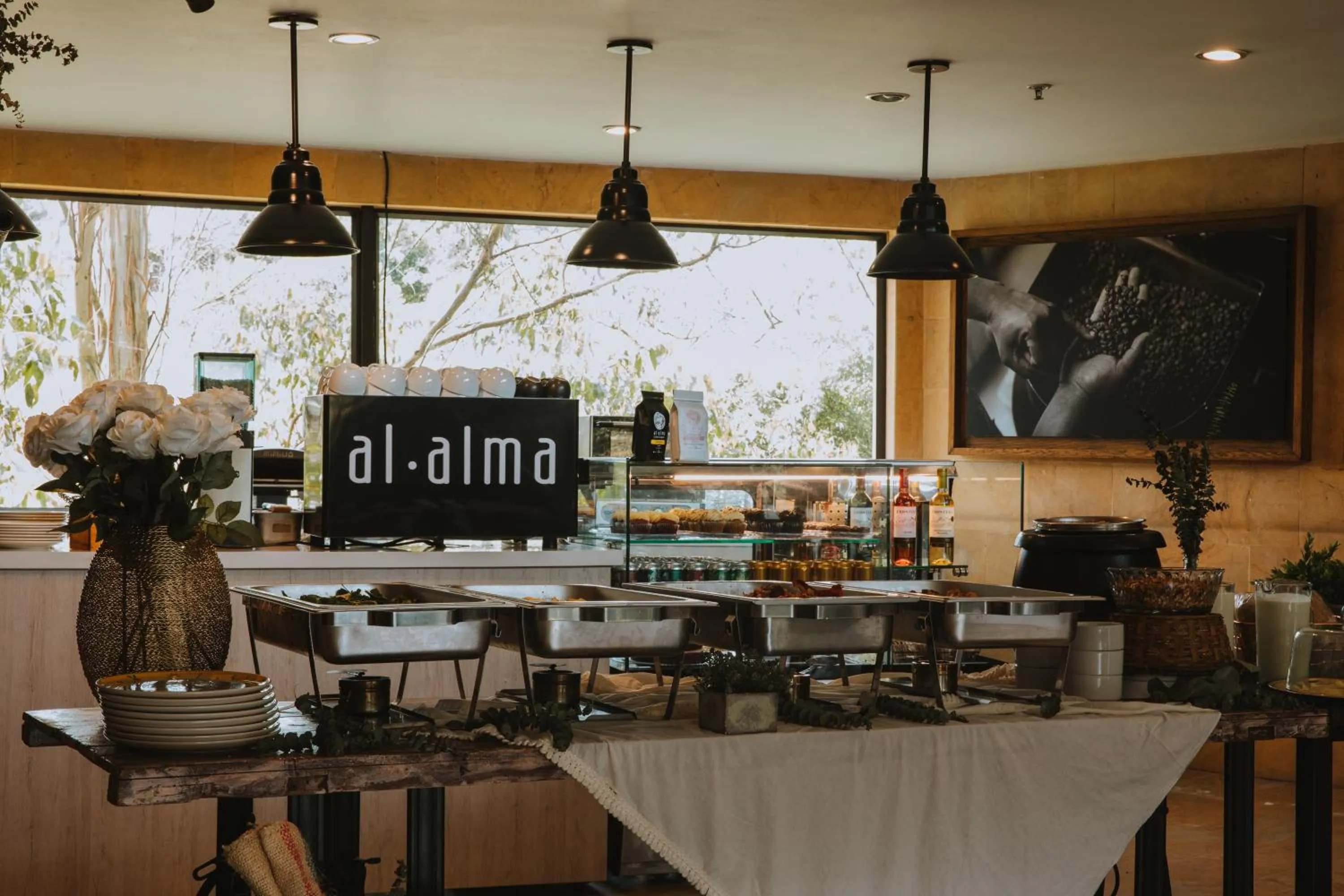 Restaurant/places to eat in Travelers Rio Verde Living Suites