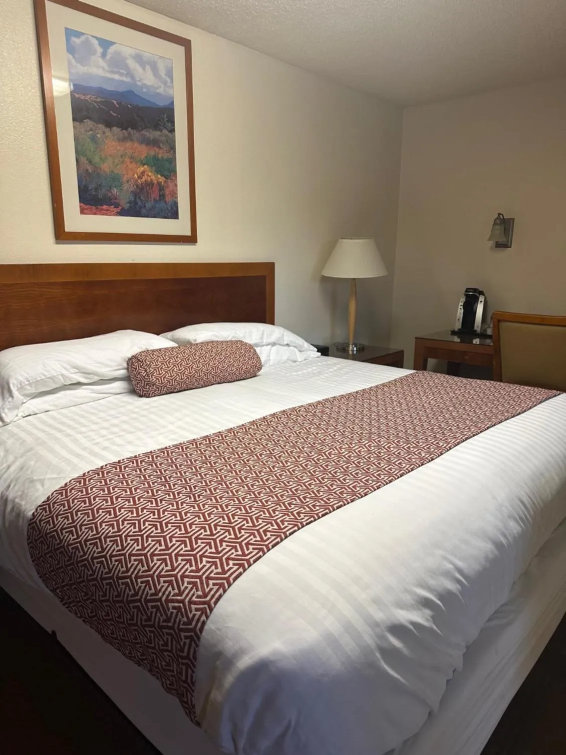 Bed in Gateway Inn