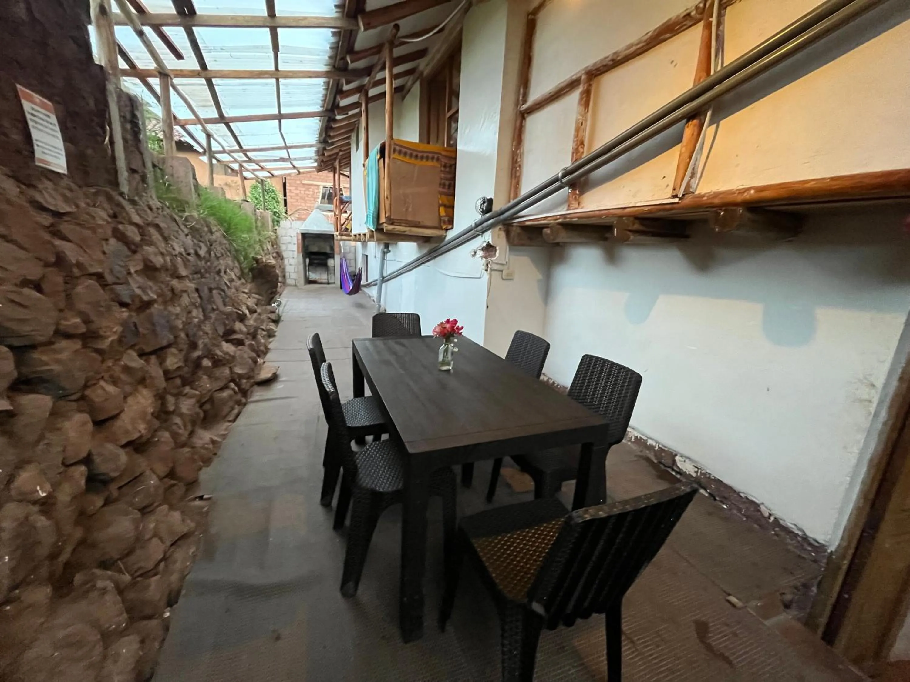 BBQ facilities in Intihuatana Hostel