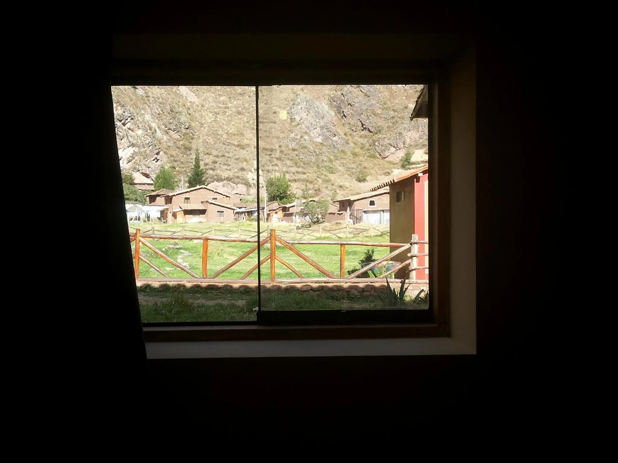 Mountain view in Intihuatana Hostel