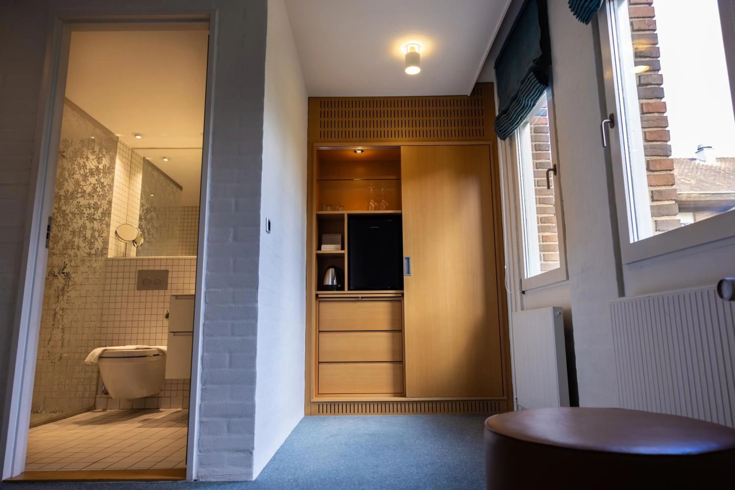 Toilet in Frederik VI's Hotel