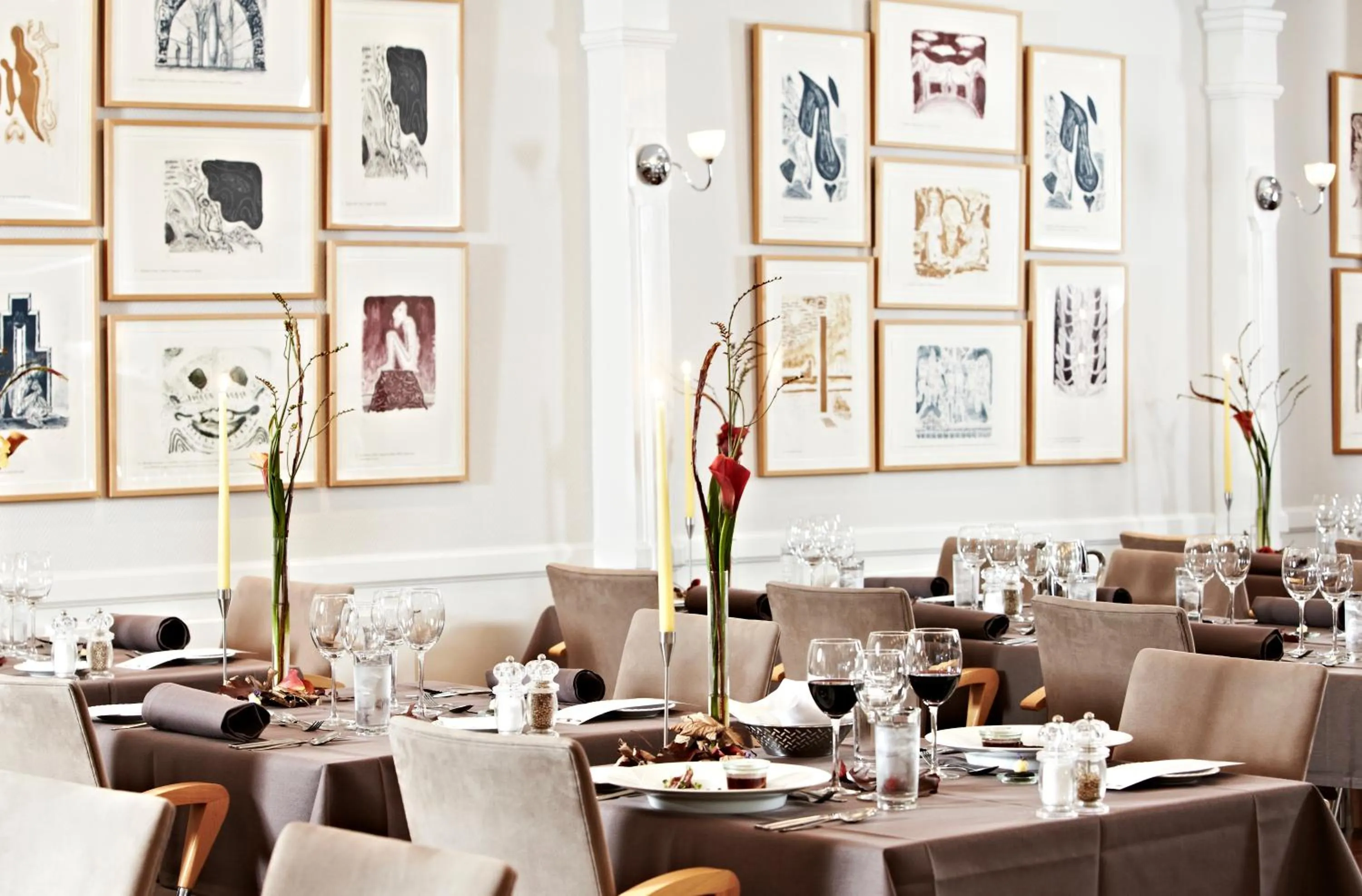 Restaurant/places to eat in Frederik VI's Hotel