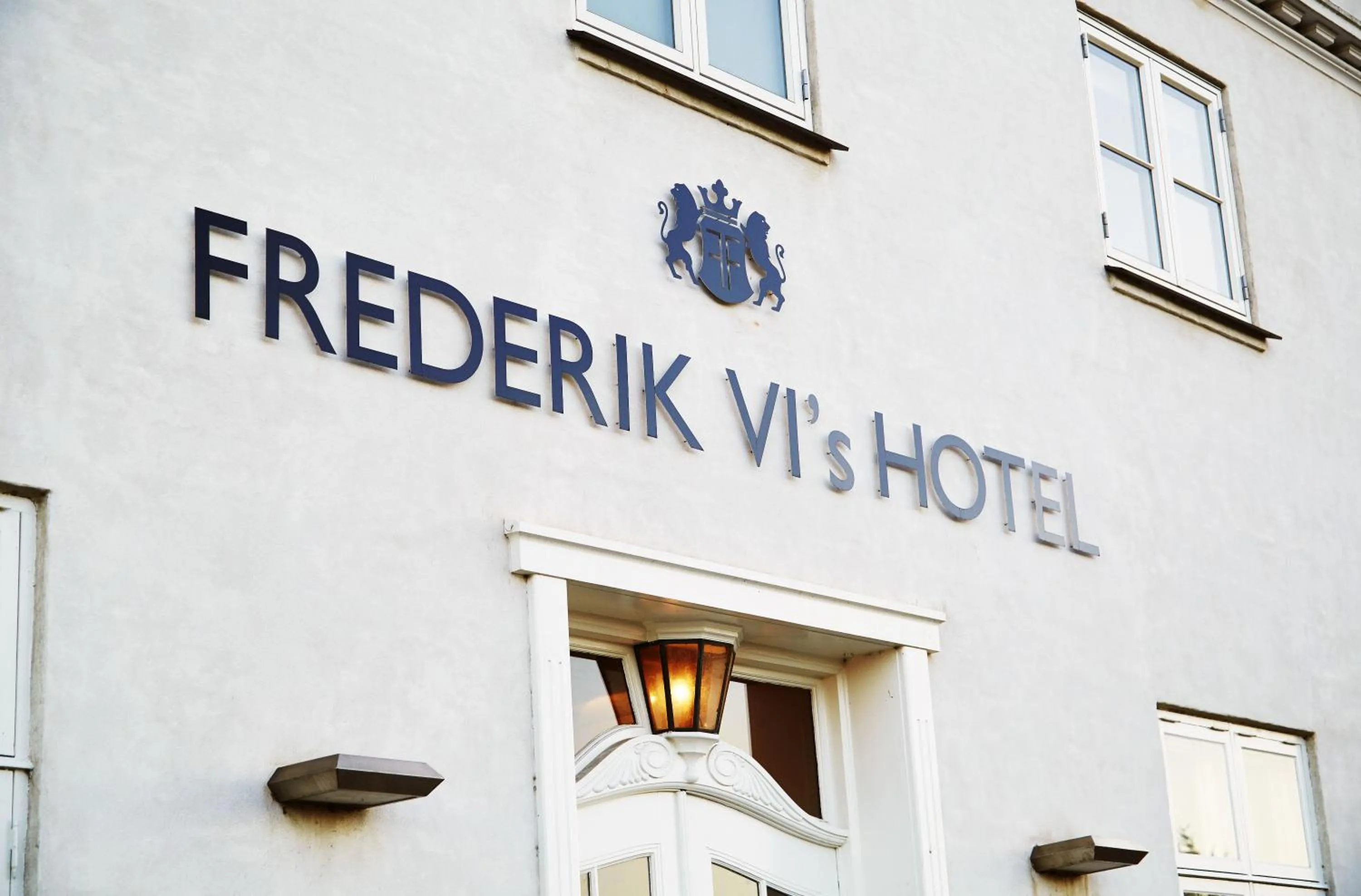 Facade/entrance in Frederik VI's Hotel