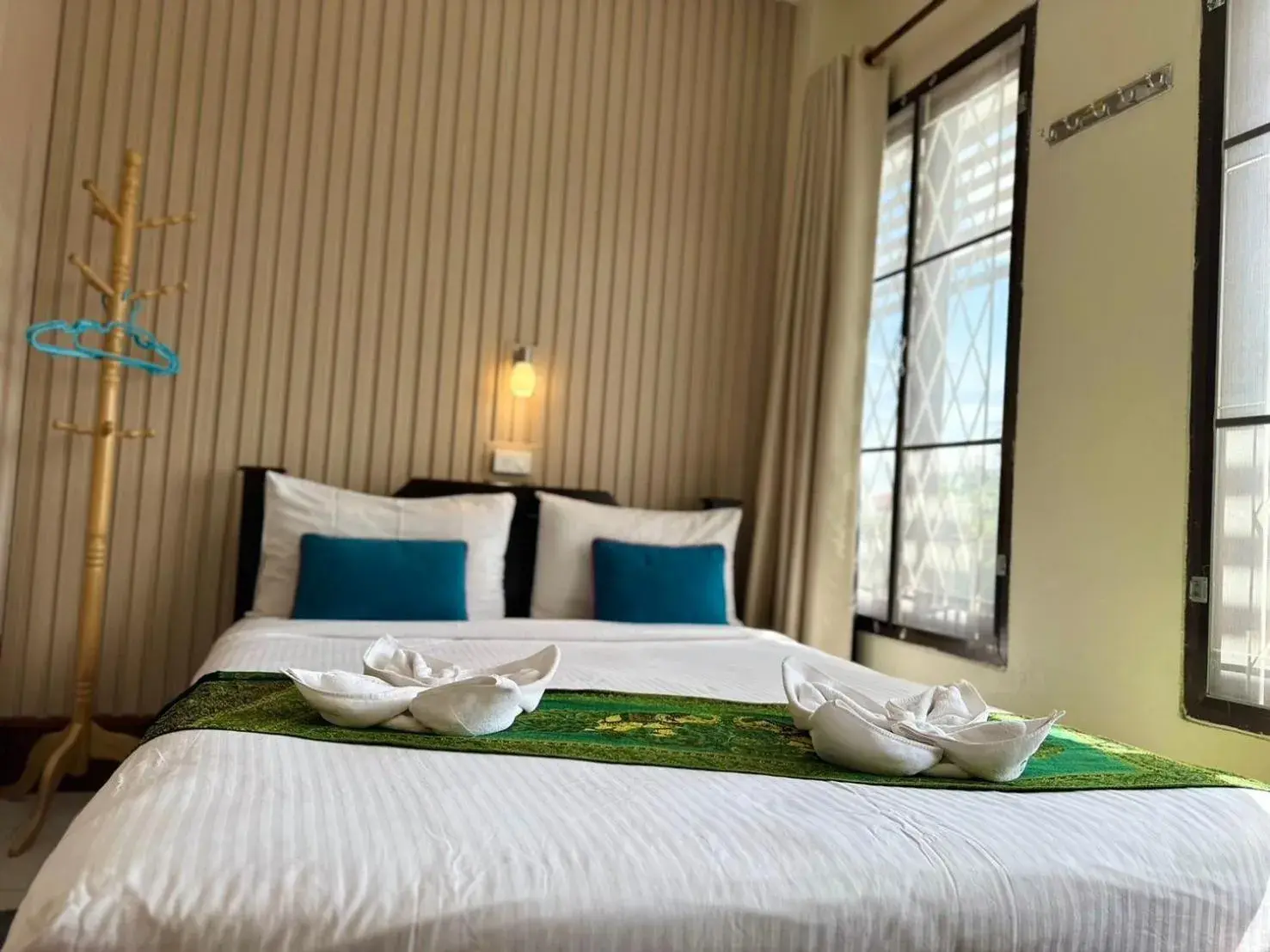 Bedroom, Bed in Mixay Paradise Hotel Bedroom, Bed in Mixay Paradise Hotel