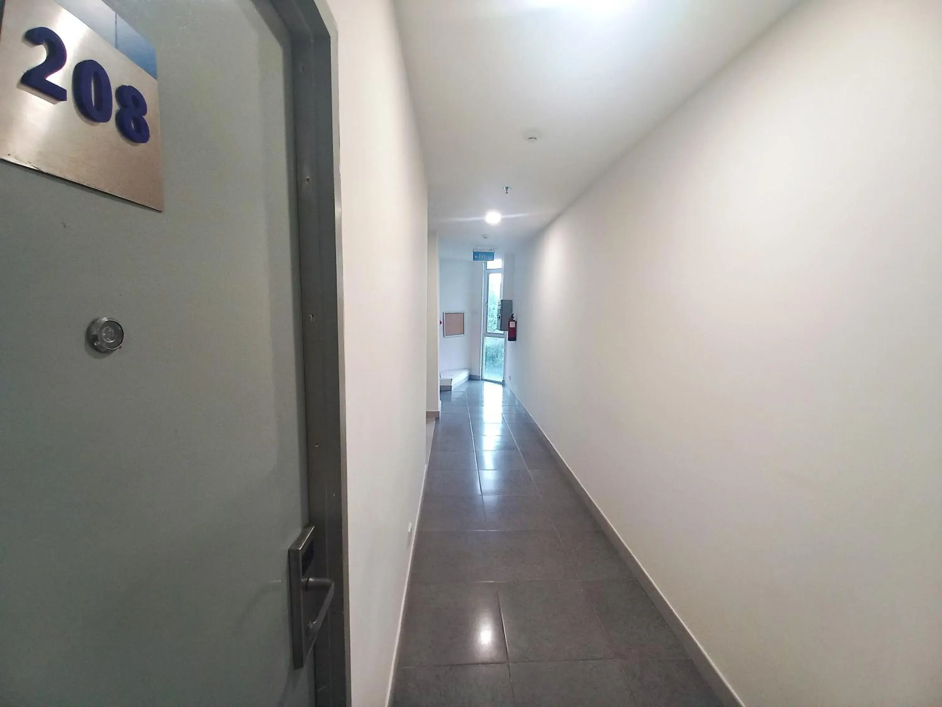 Property building in Hotel 88 Kedoya Jakarta Property building in Hotel 88 Kedoya Jakarta