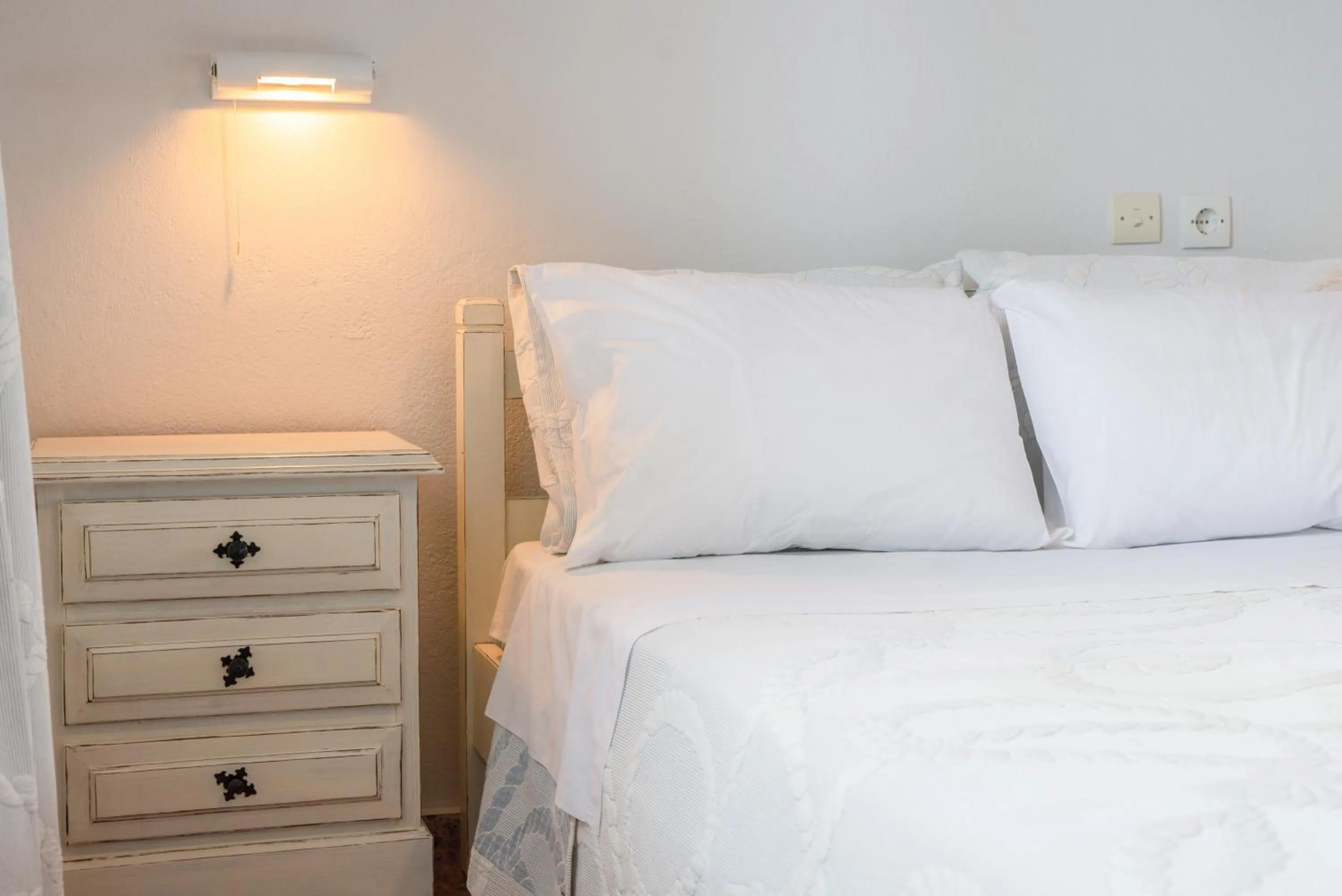 Bed in Marabou Hotel Chorefto