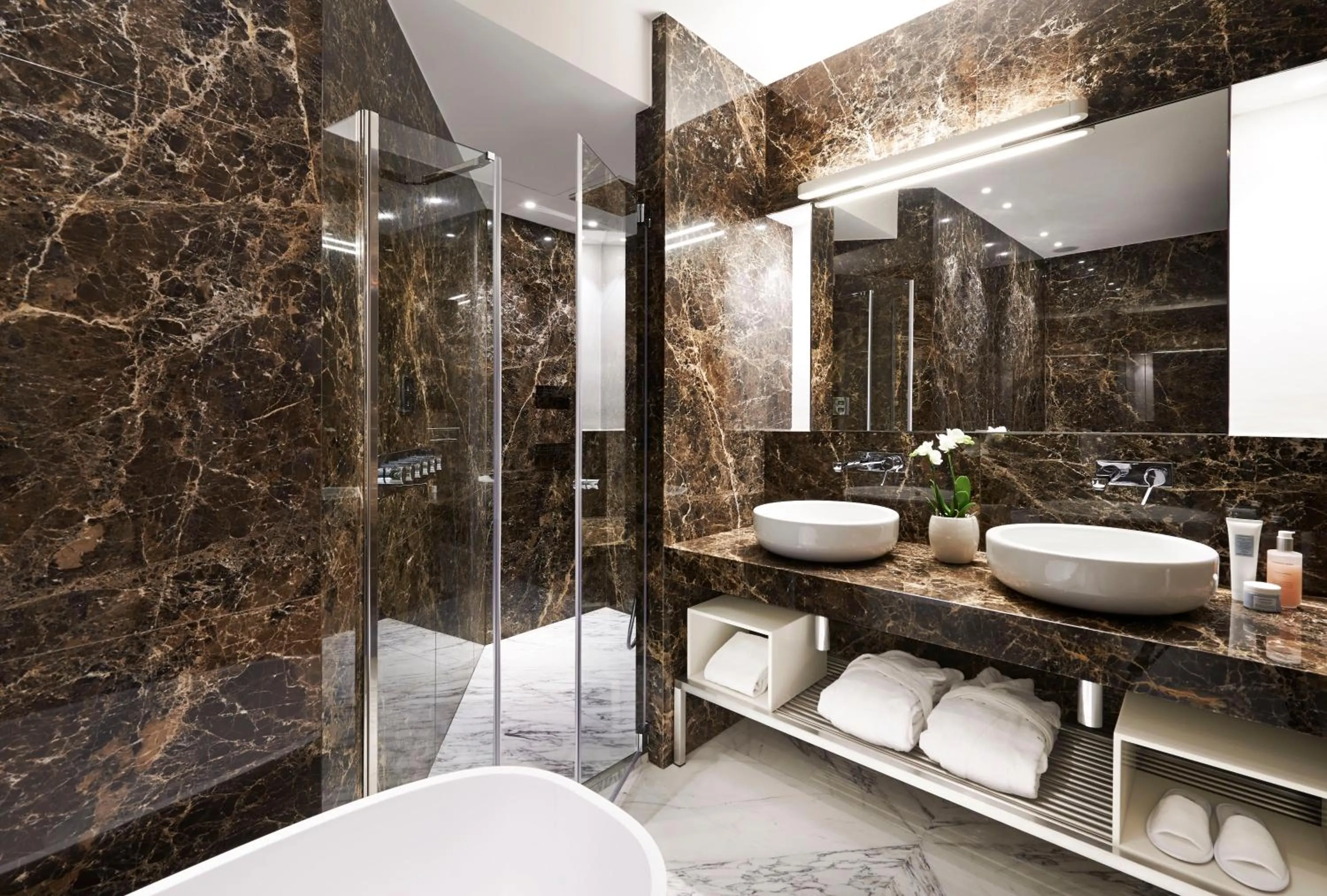 Shower in Hotel Belvedere