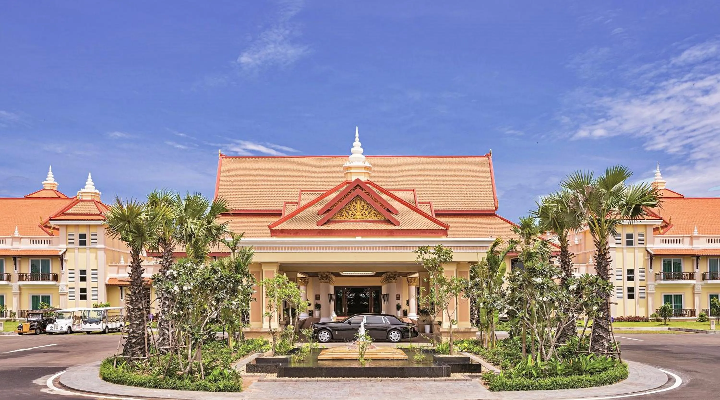 Facade/entrance in Sokha Siem Reap Resort & Convention Center