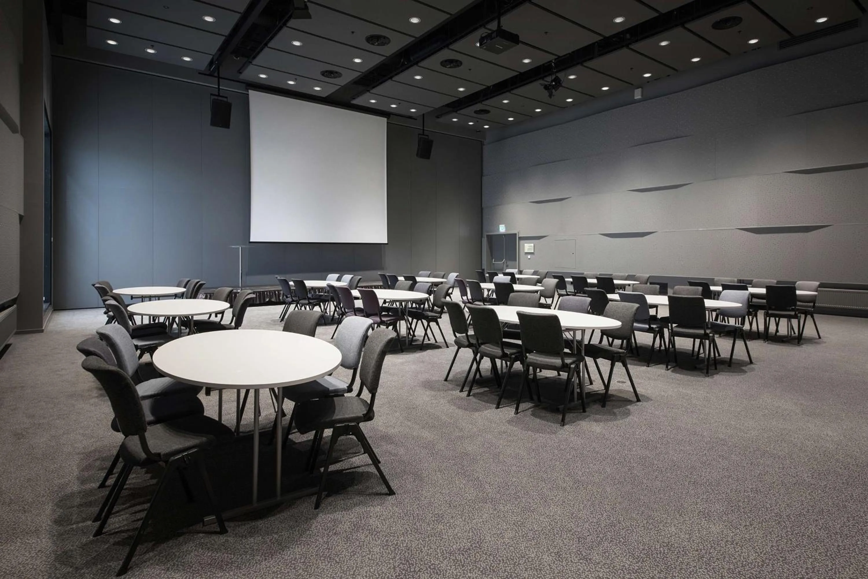 Meeting/conference room in Scandic Oslo Airport