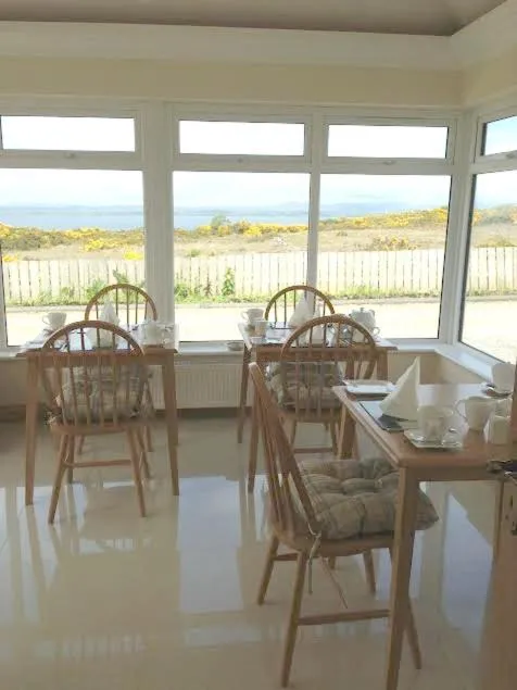 Breakfast in Atlantic Breeze