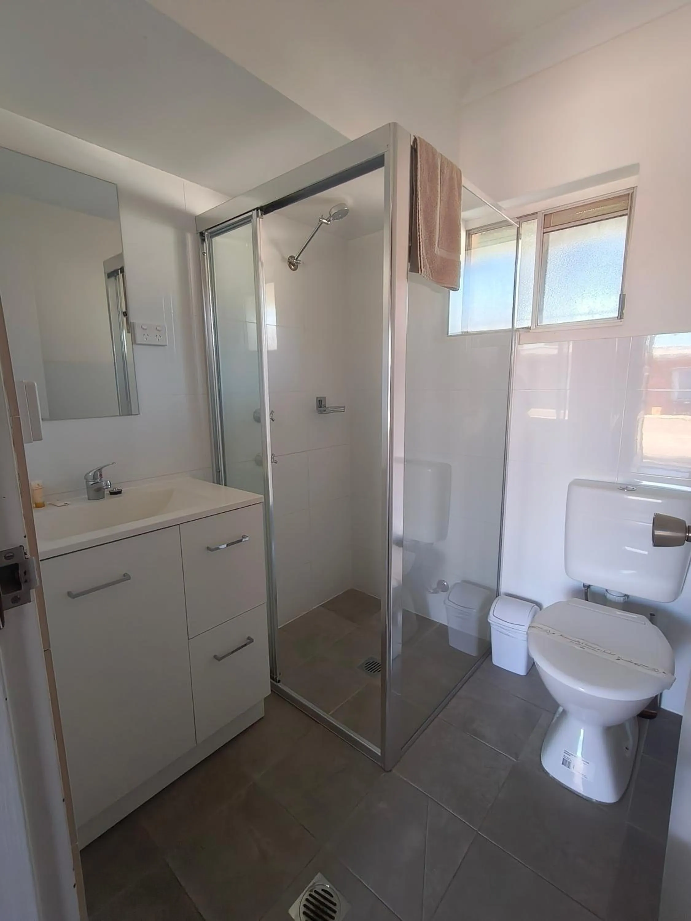 Bathroom in Red Chief Motel