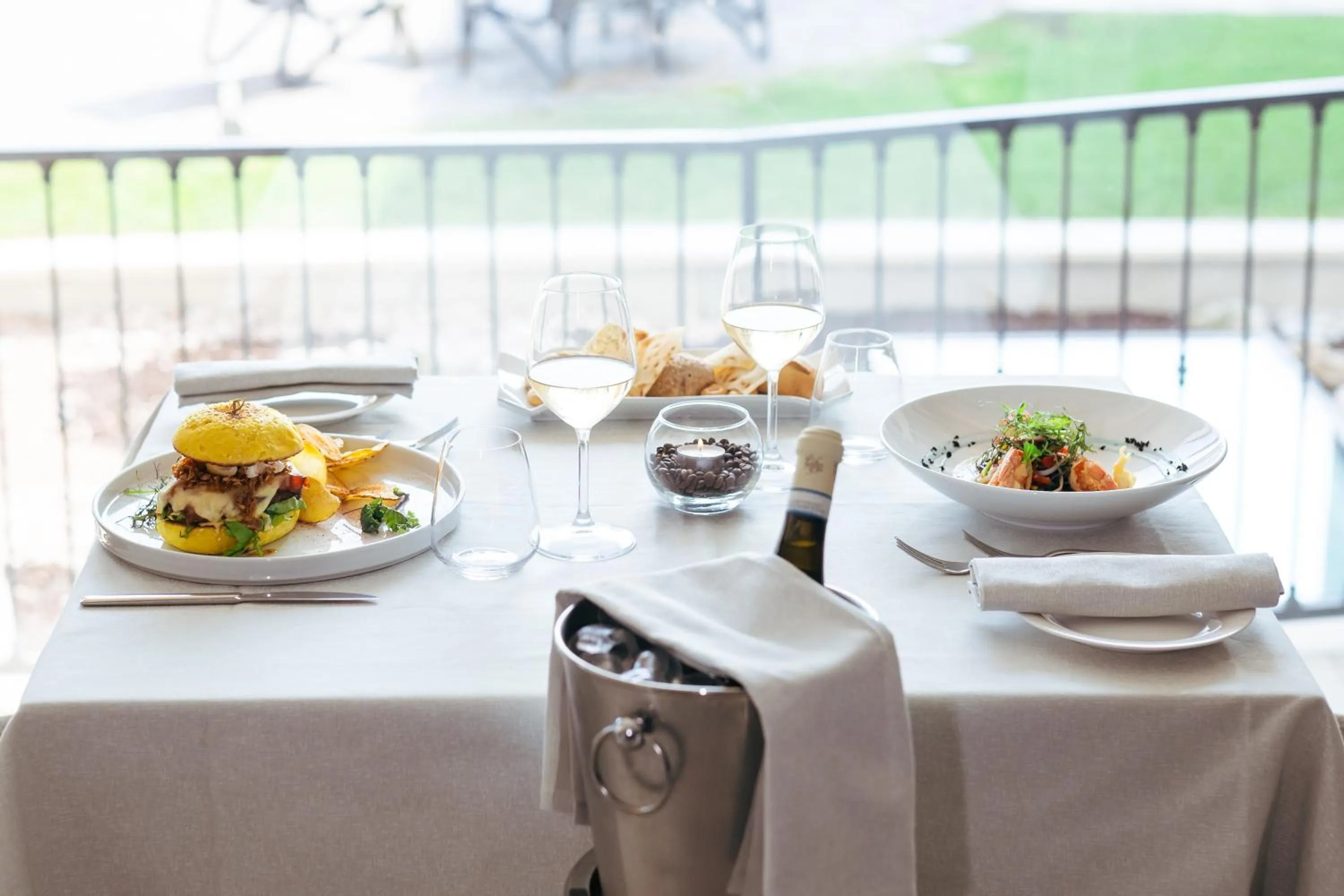 Restaurant/places to eat in Villa Luisa Resort & Luxury Apartments