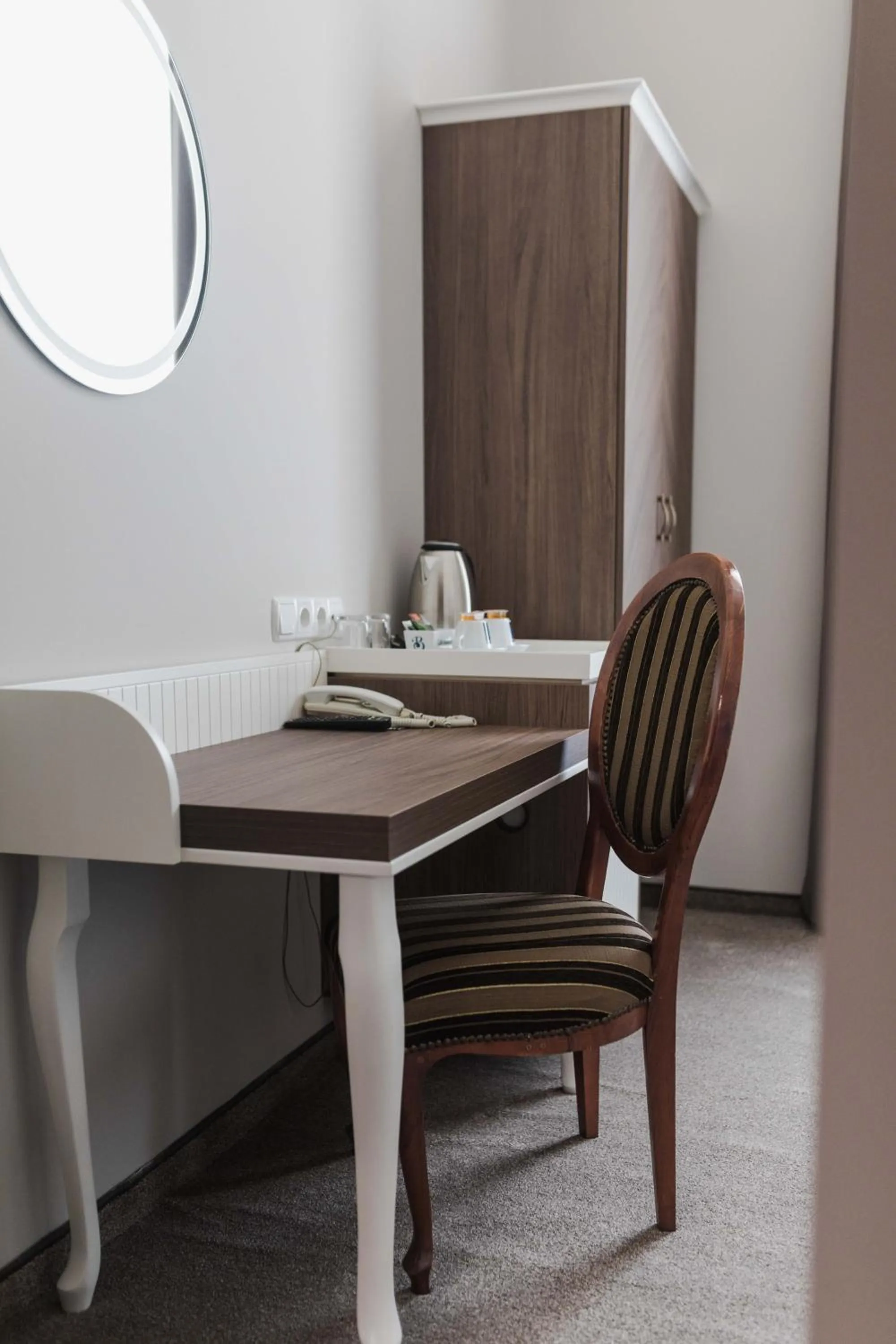 hair dresser in Hotel Anna Palace