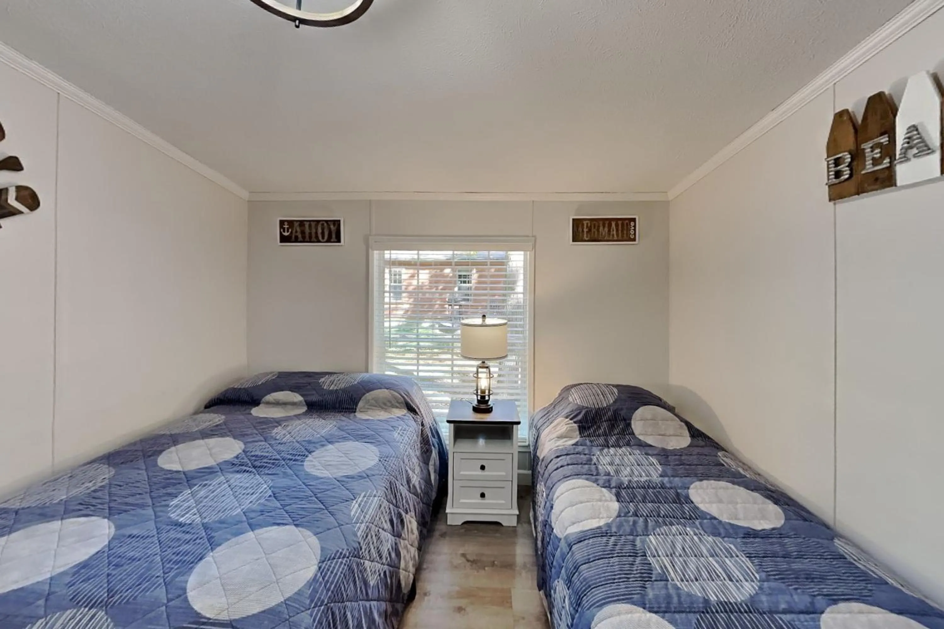 Bed in Put-in-Bay Island Club #113