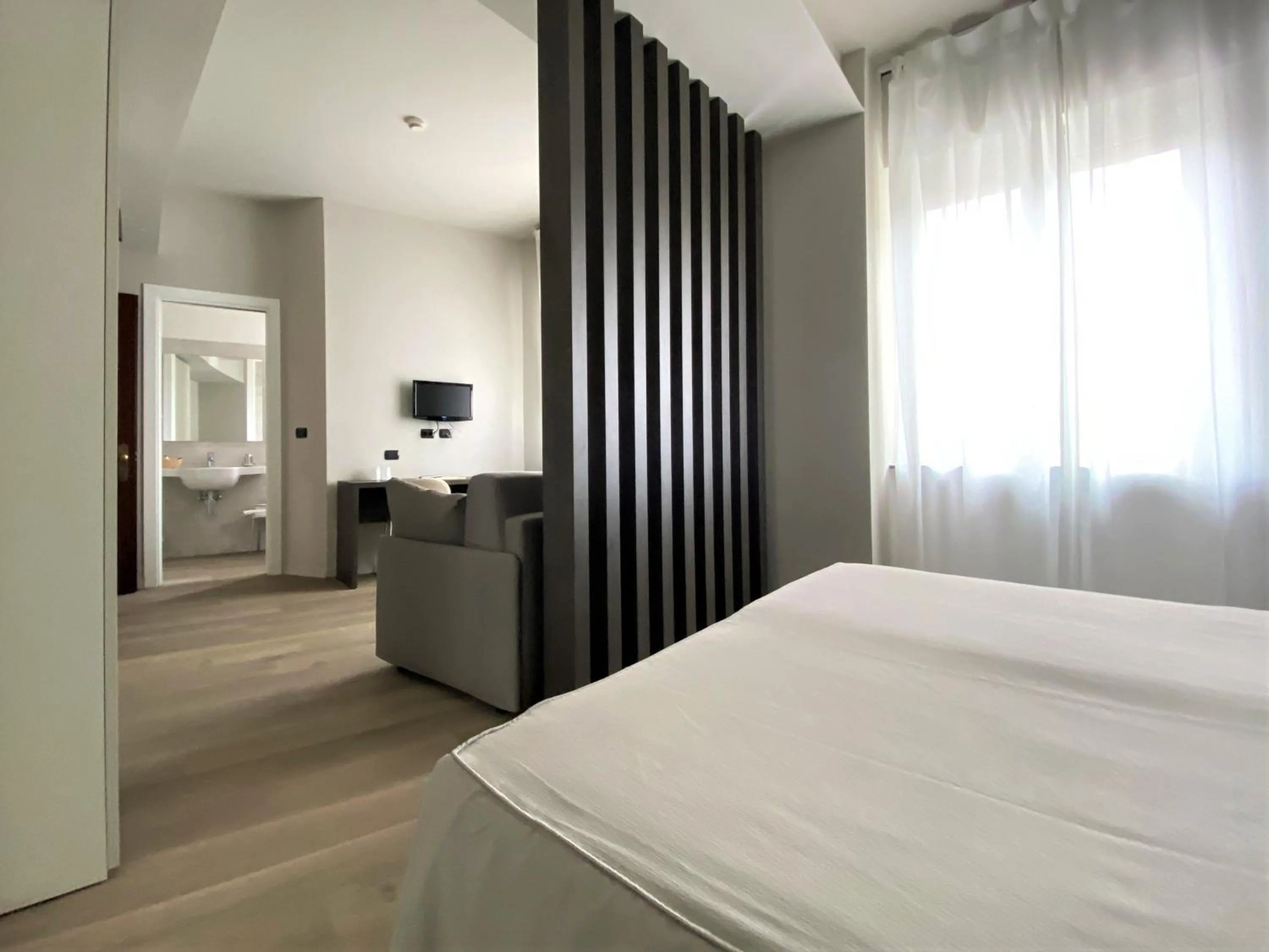 Bedroom, Bed in Hotel Tirreno