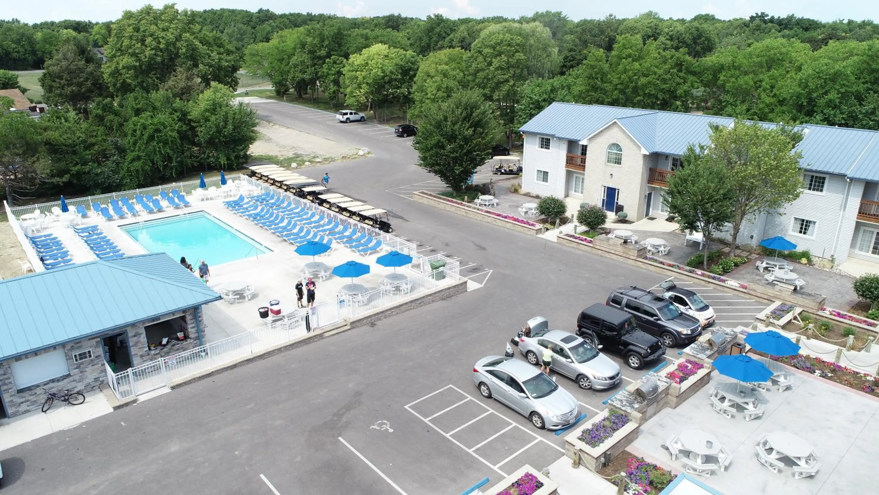 Put-in-Bay Poolview Condo #5