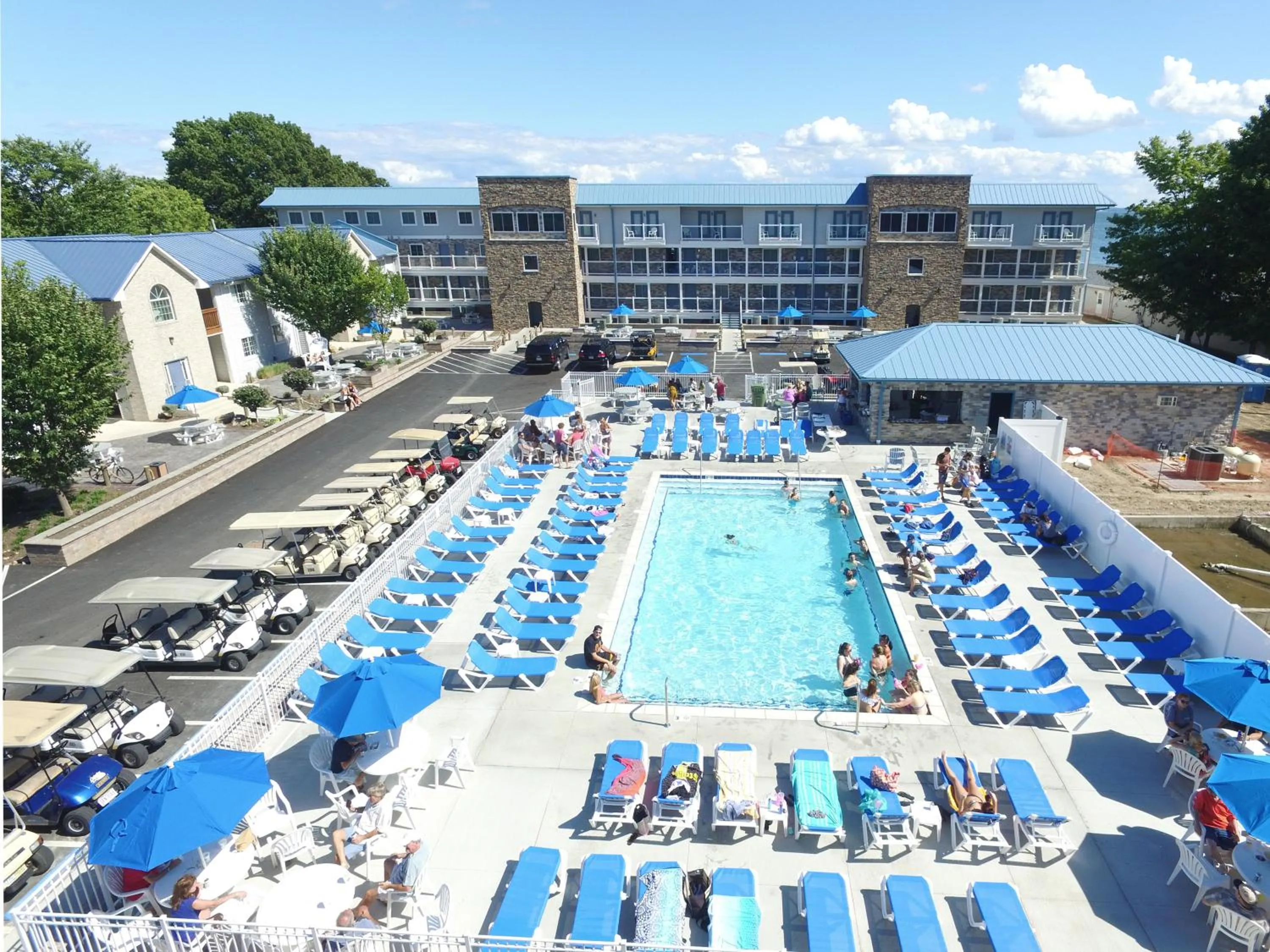 Put-in-Bay Poolview Condo #5