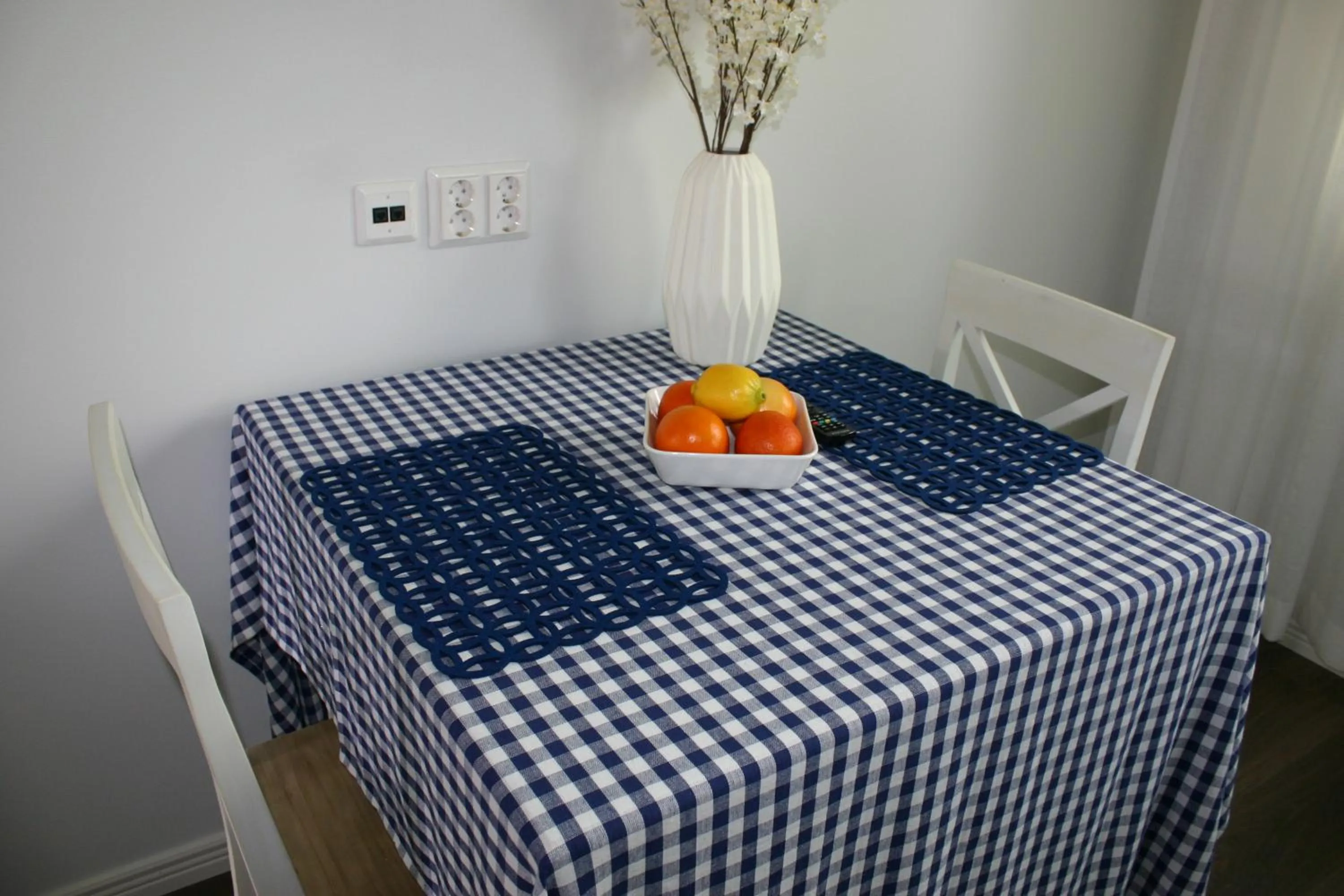 Decorative detail, Bed in Apartment Kievarinhovi