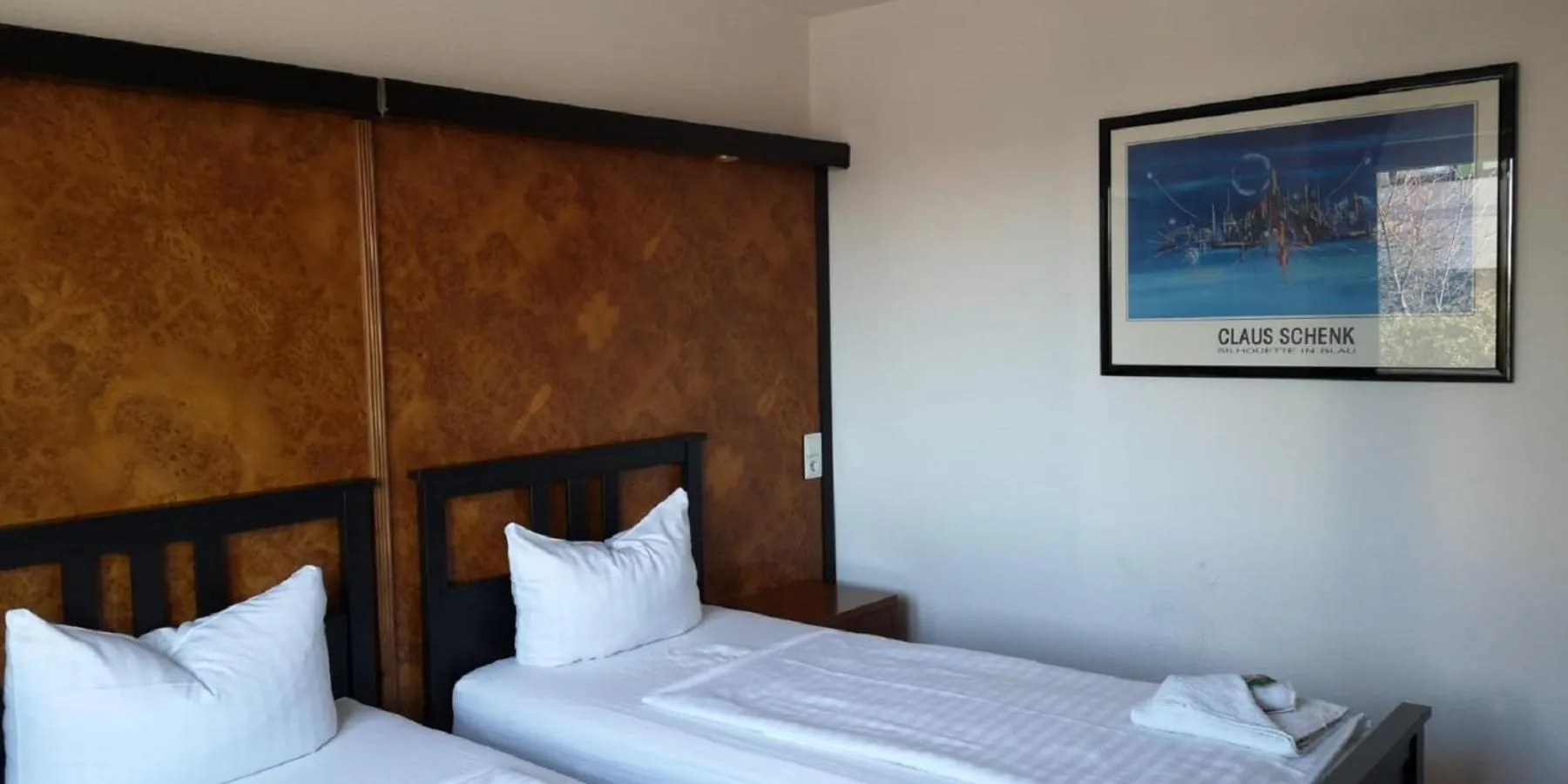 Photo of the whole room, Bed in GZ Hostel Bonn