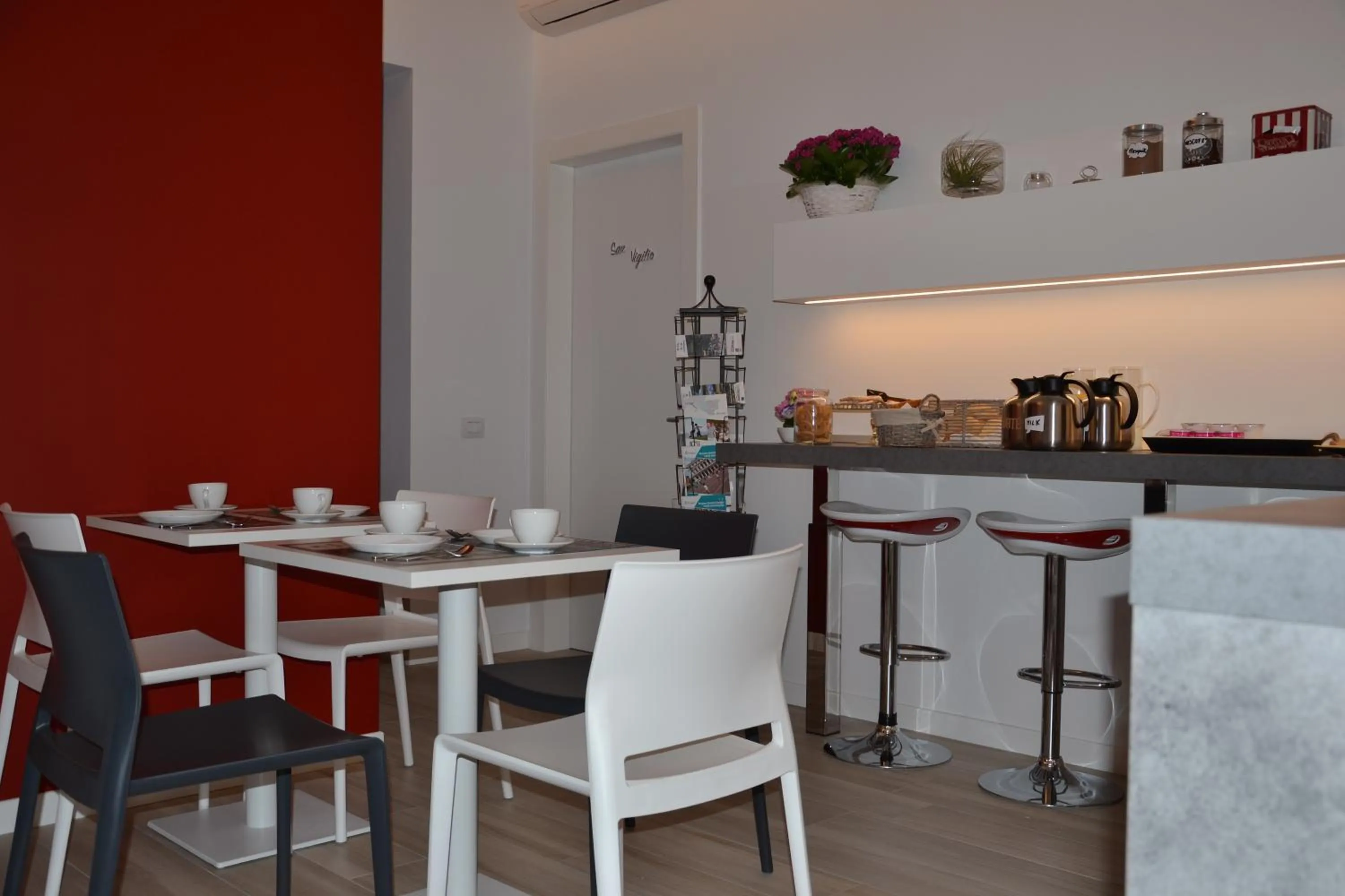 Dining area in In Centro Glam