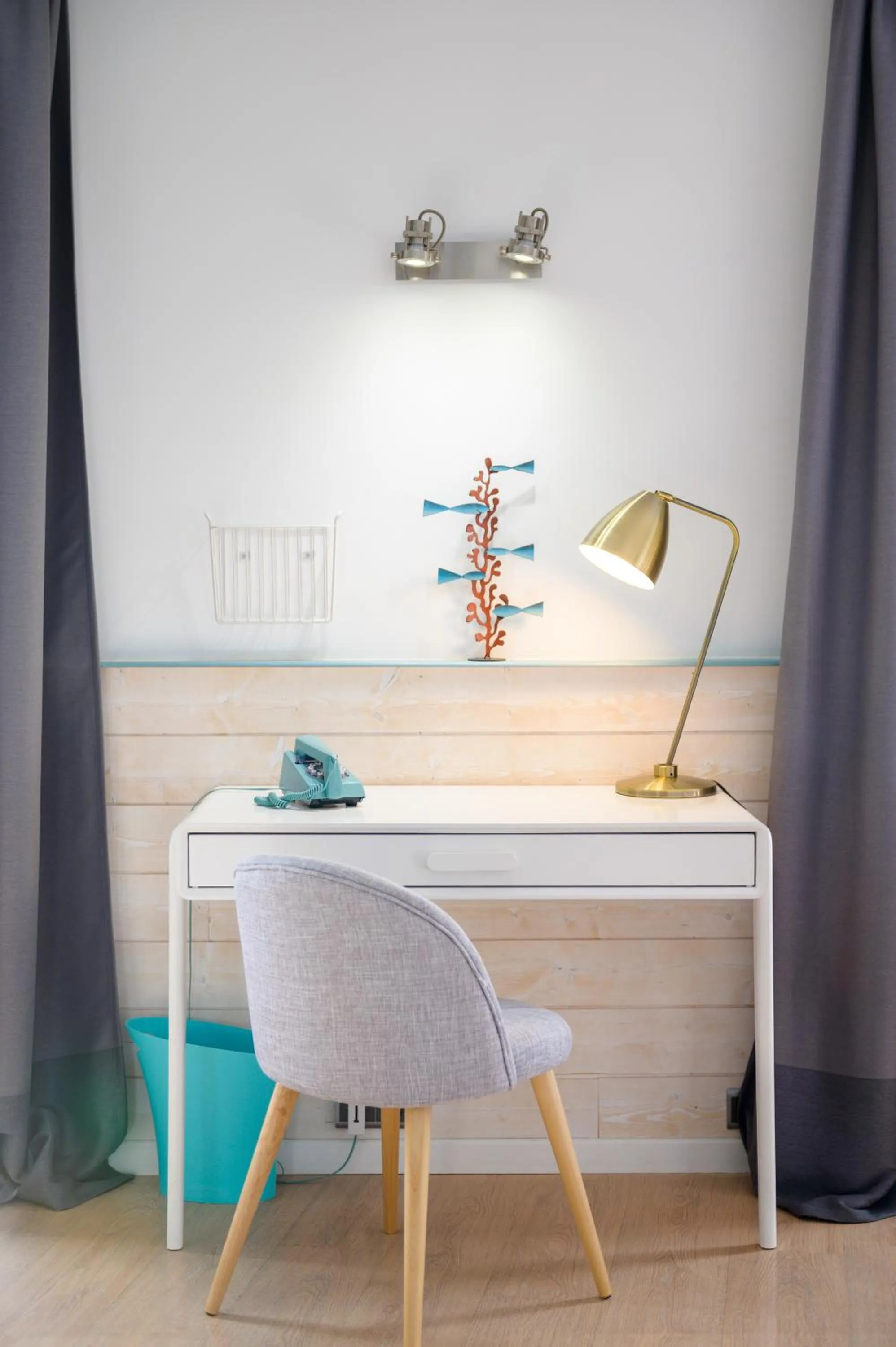 Seating area in Hôtel La Jetée