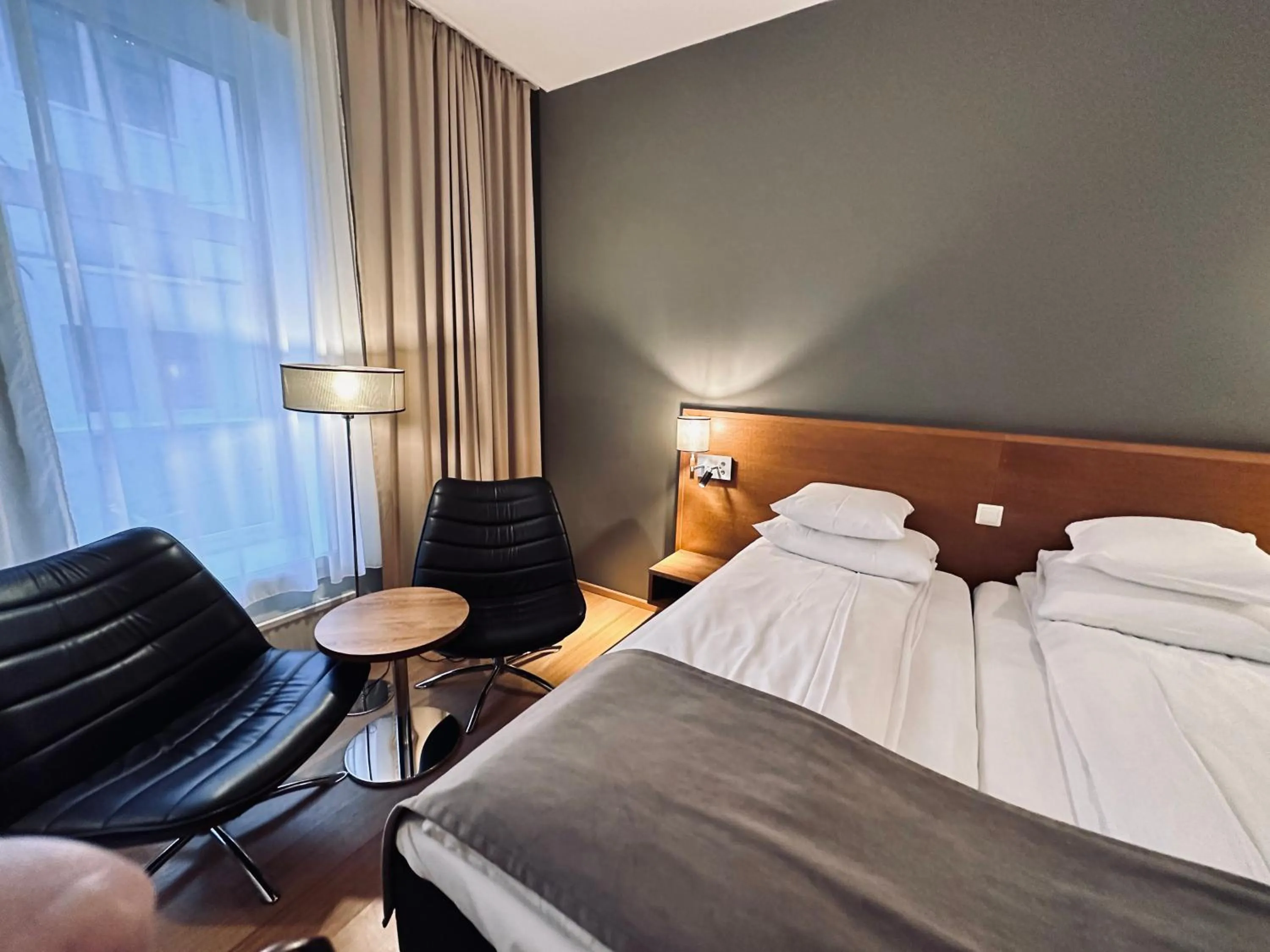 Bed in Scandic Parken