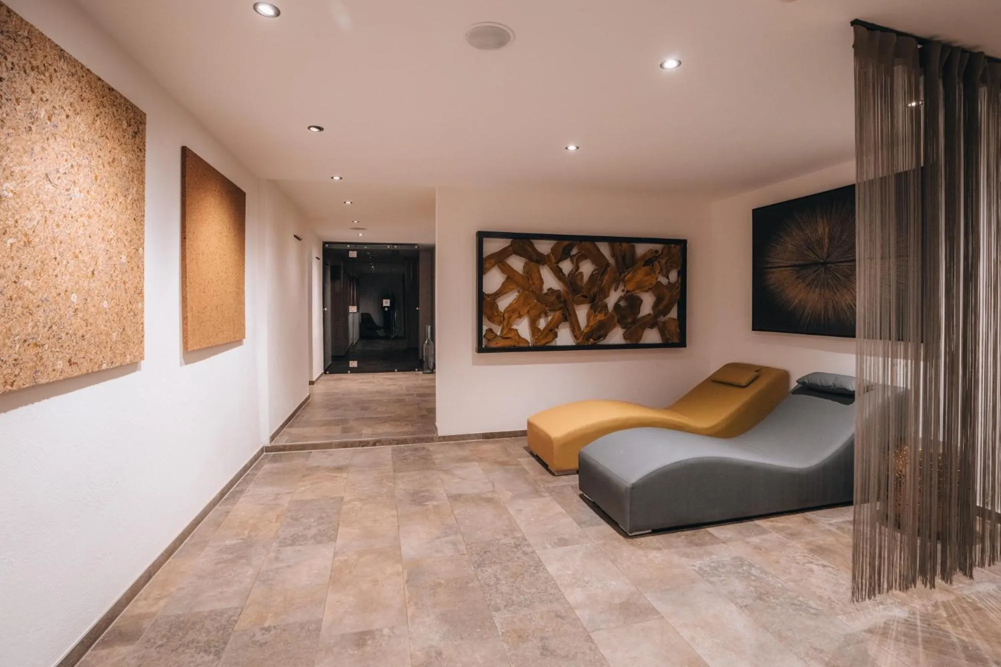 Bed in Hotel Edelweiss