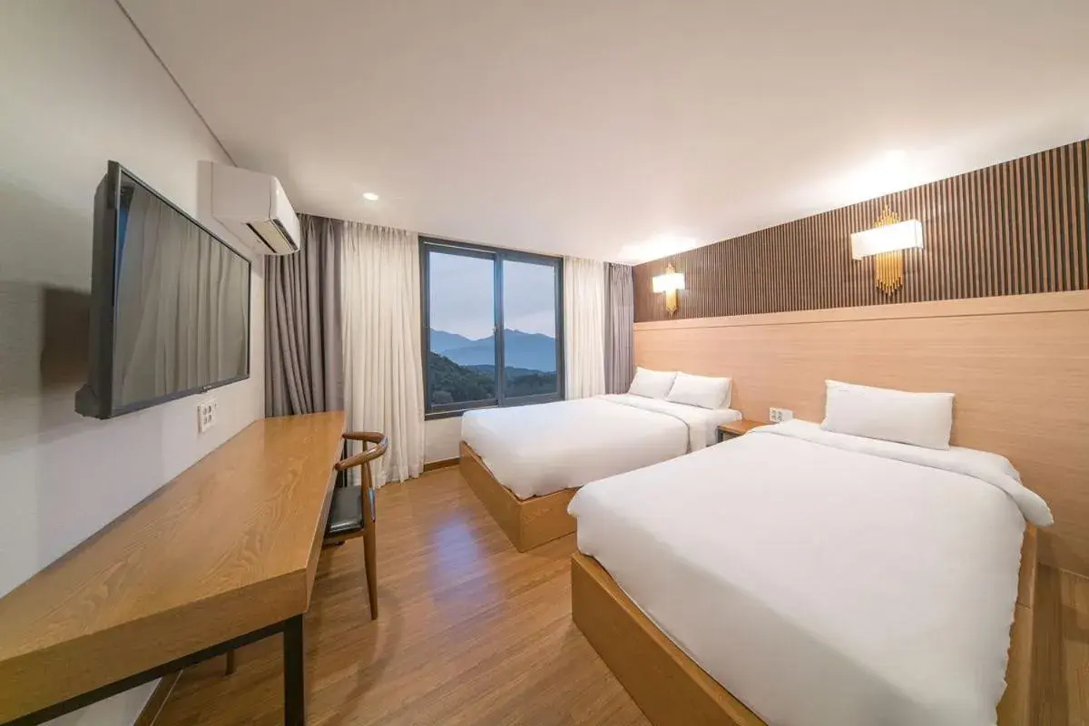 Bed in Two Y Hotel Bed in Two Y Hotel