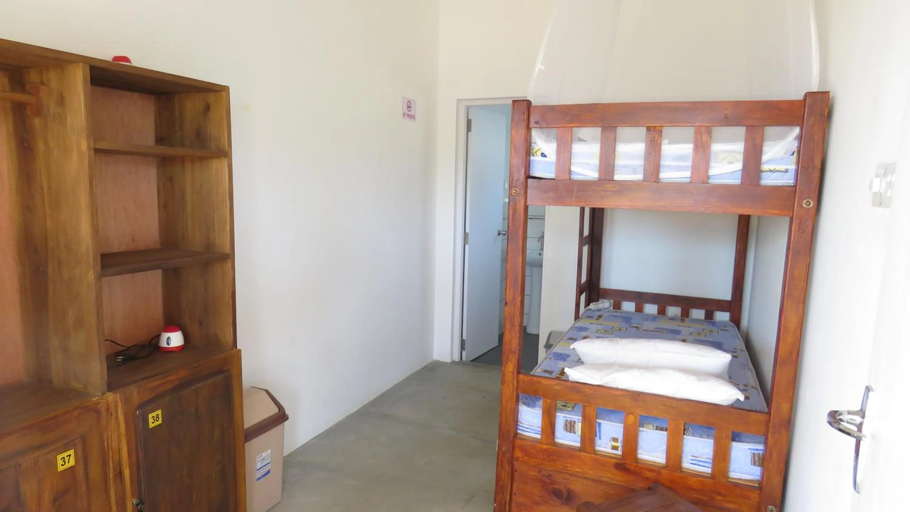 Small Double or Twin Room in The Long Hostel