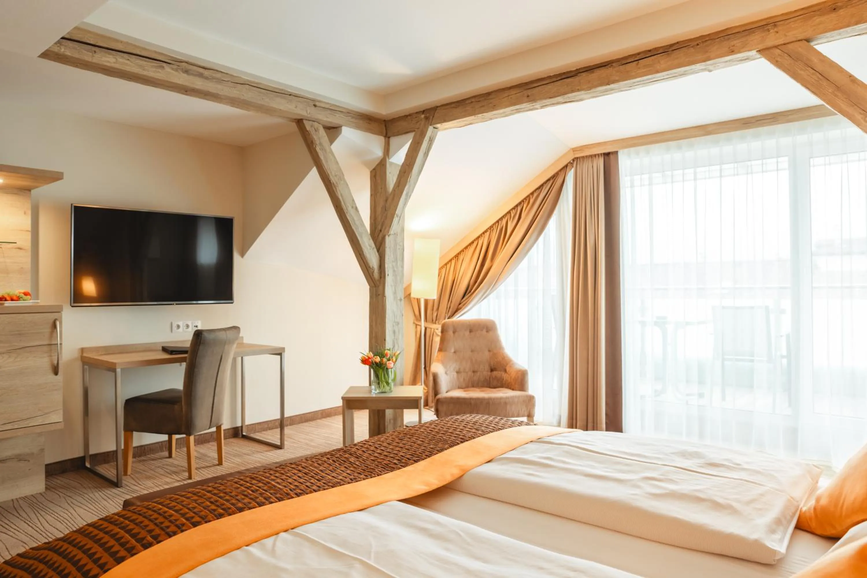 Photo of the whole room, Bed in Hotel Krone