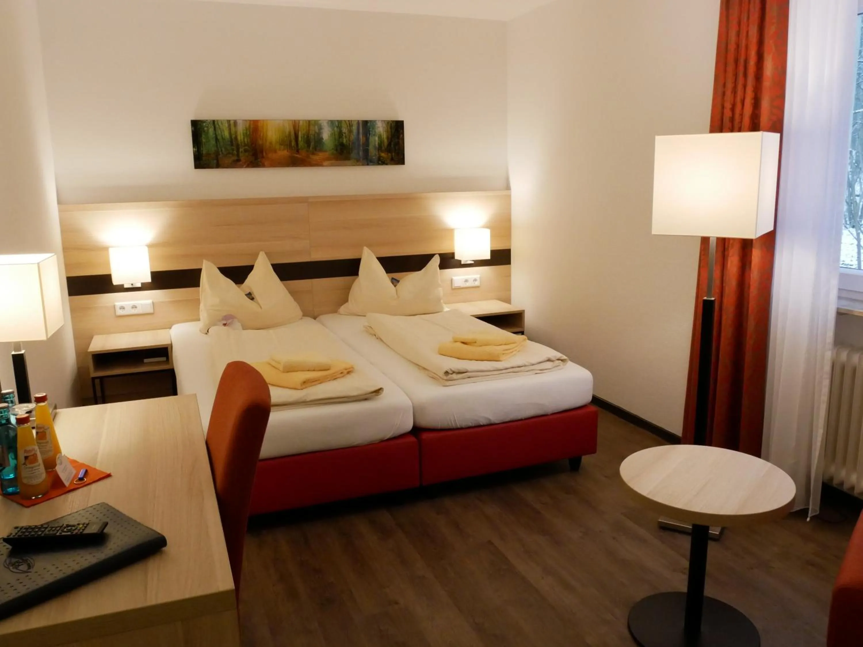 Bed in TaunusTagungsHotel