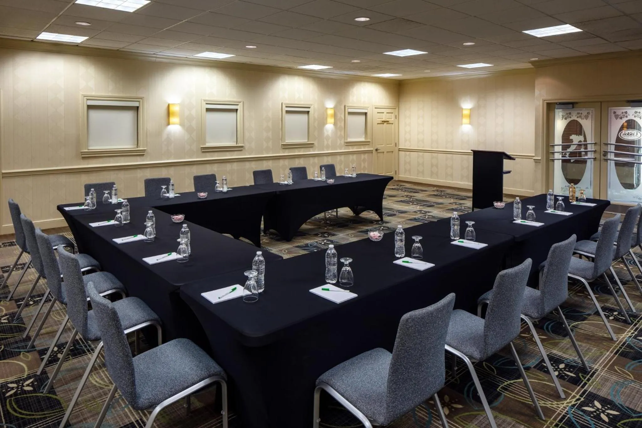 Meeting/conference room in Holiday Inn Weirton-Steubenville Area